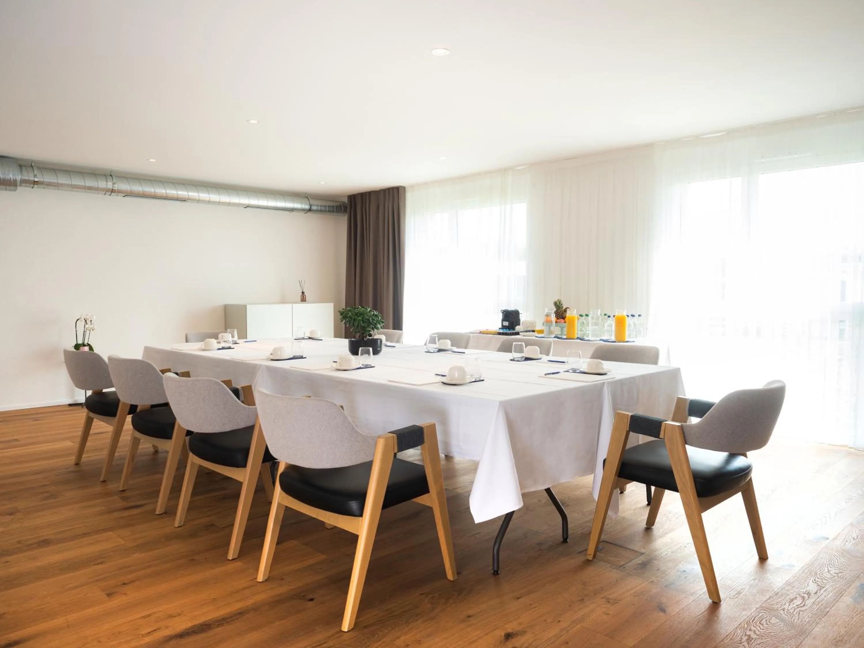 Seating area in LMS - La Maison Suisse - Döttingen