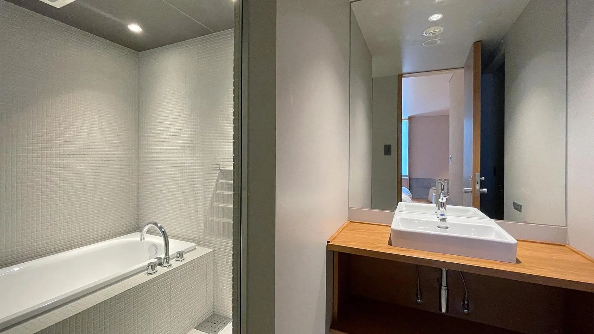 Bathroom in kamakura seizan