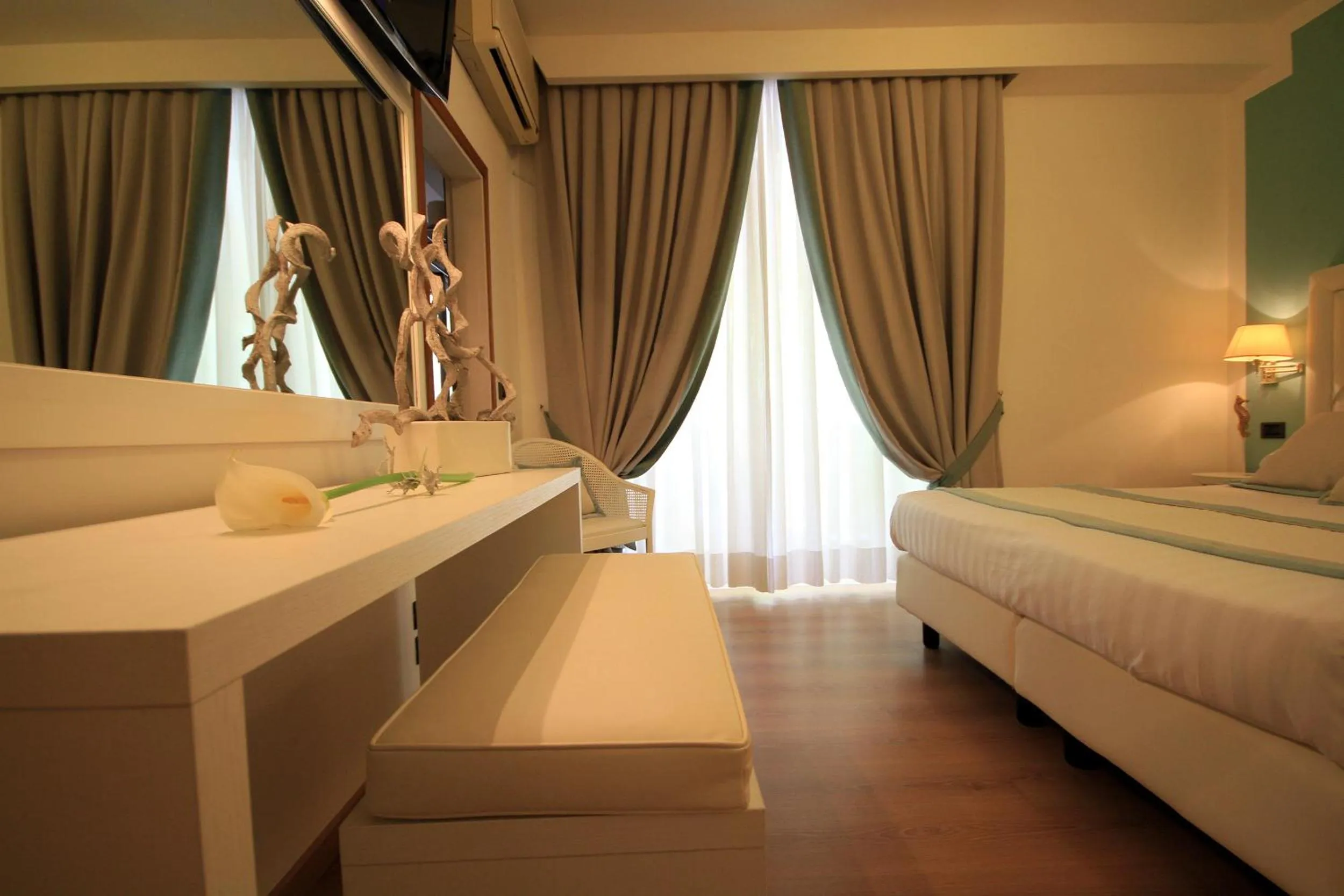 Bathroom in Raffaelli Park Hotel