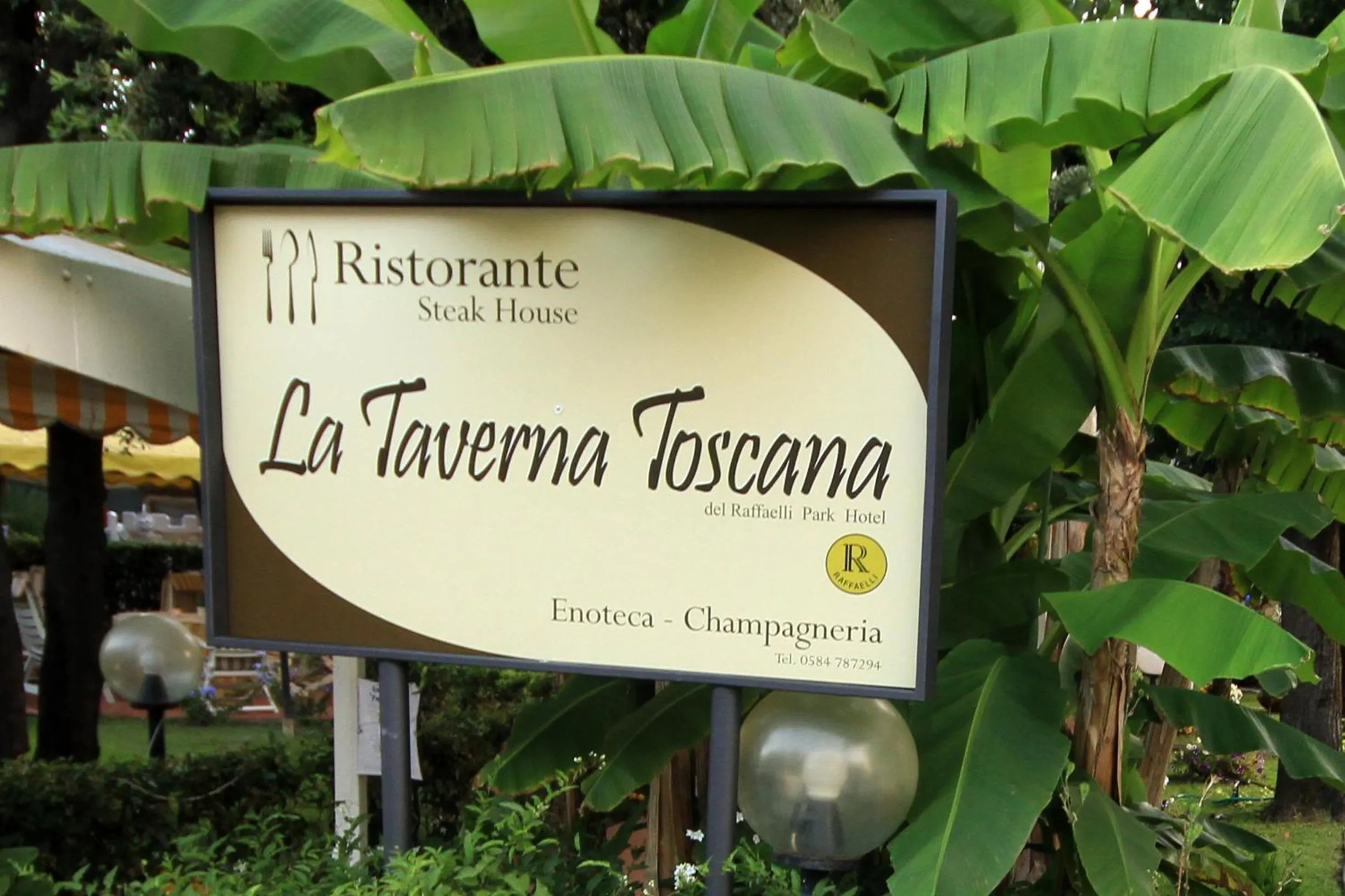 BBQ facilities in Raffaelli Park Hotel