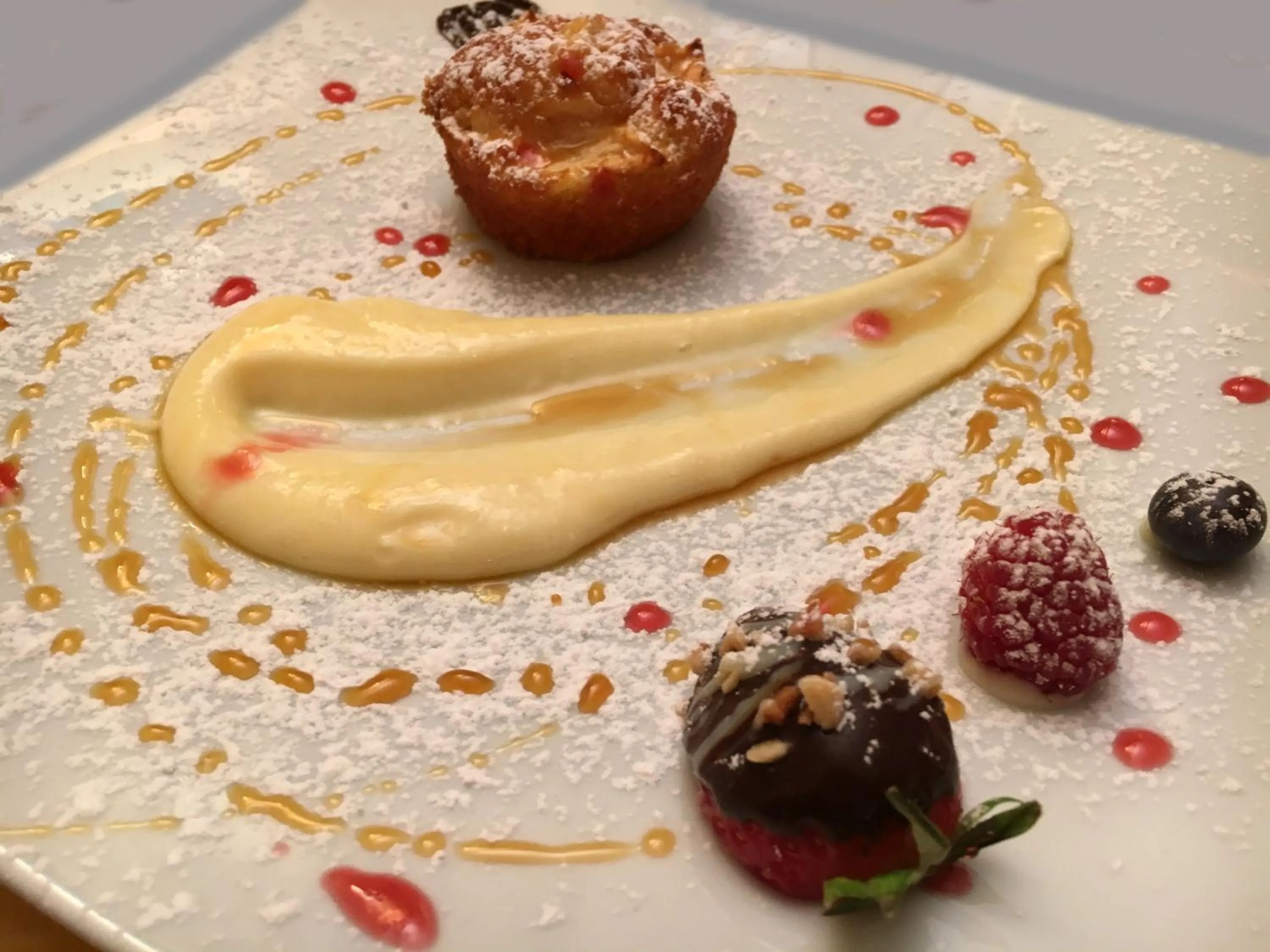 Restaurant/places to eat in Raffaelli Park Hotel