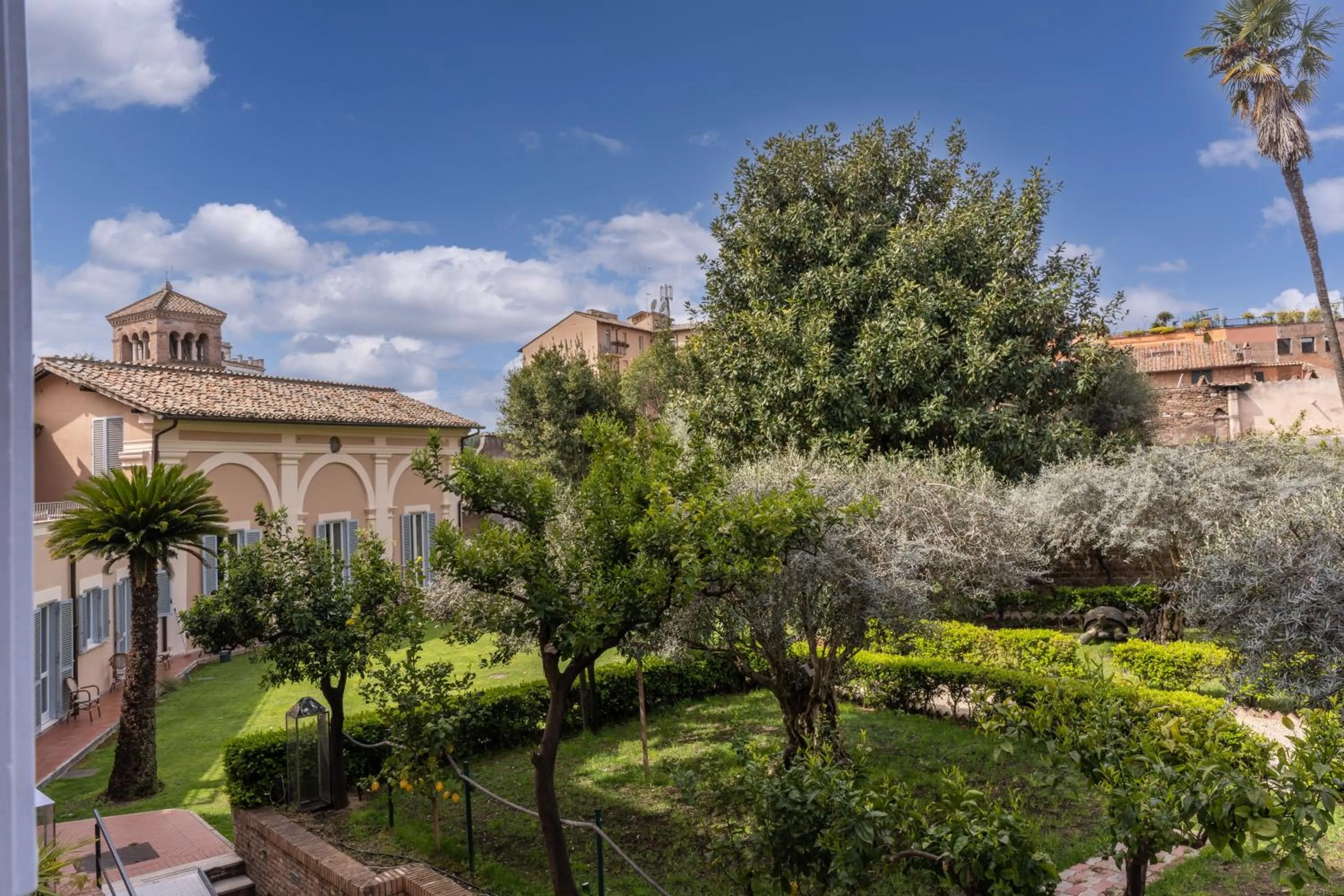 Garden in Kolbe Hotel Rome