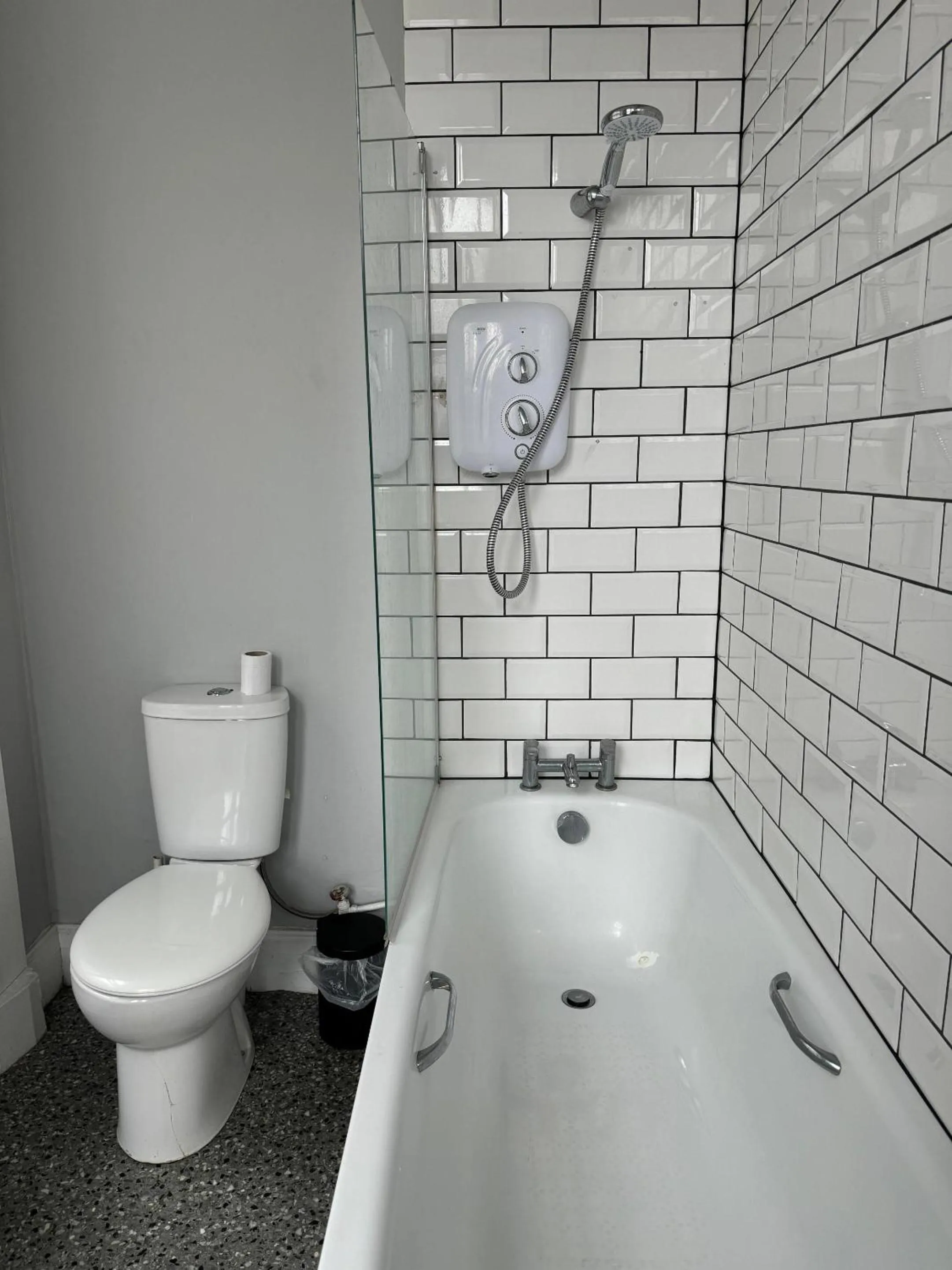 Bathroom in Citi Hotel Aberdeen City Centre