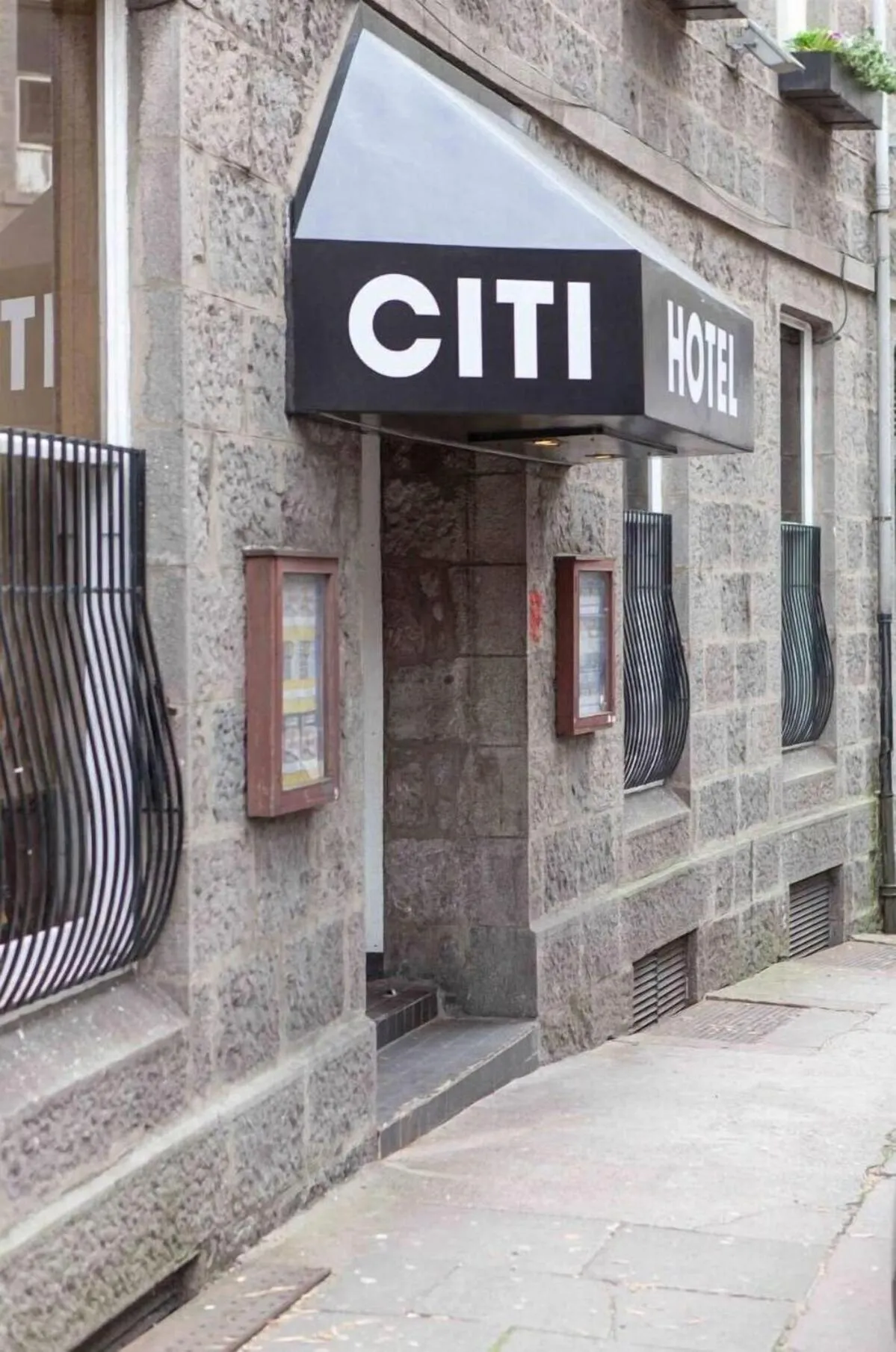 Facade/entrance in Citi Hotel Aberdeen City Centre