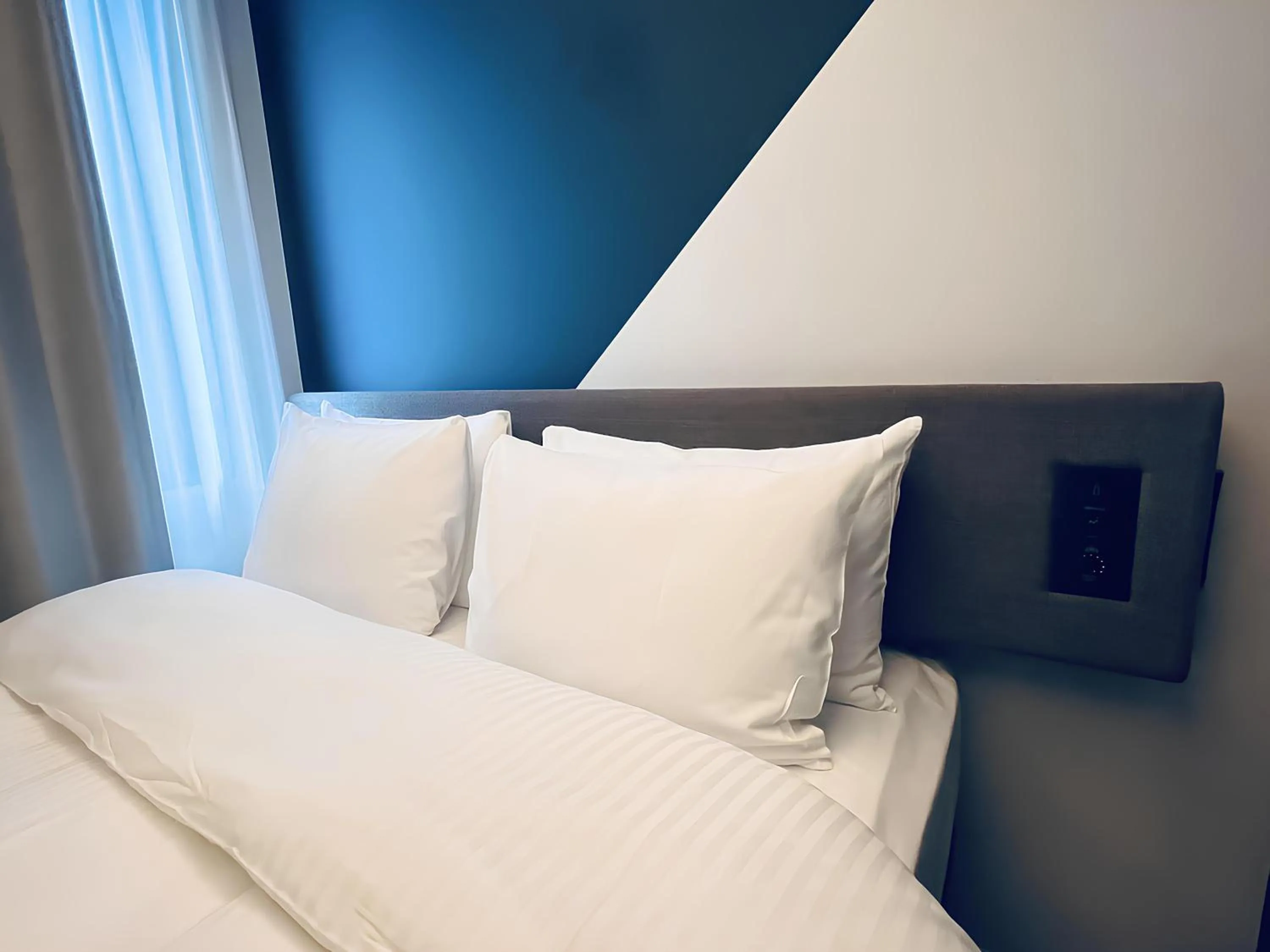 Bedroom, Bed in Prince Smart Inn Hakata