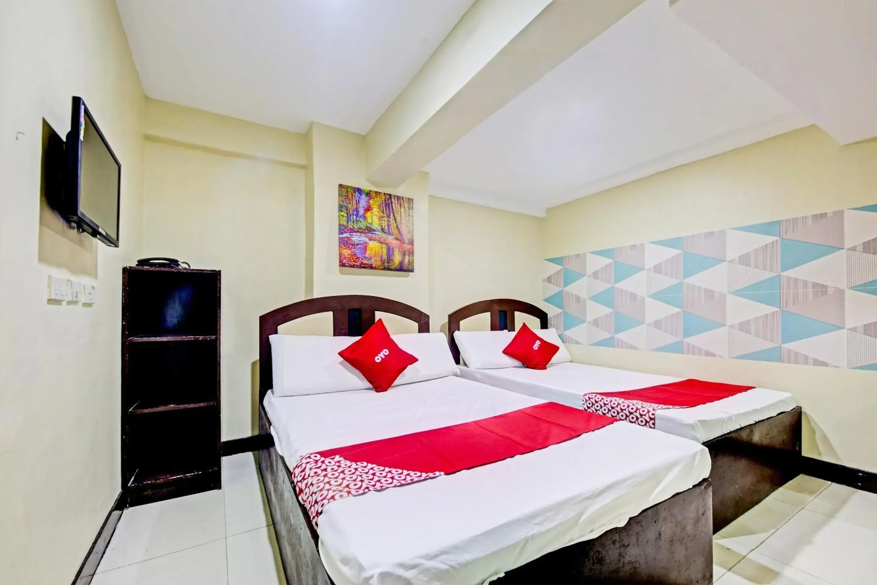 Family Room in OYO 894 Cosmo Hotel P Campa Manila Family Room in OYO 894 Cosmo Hotel P Campa Manila