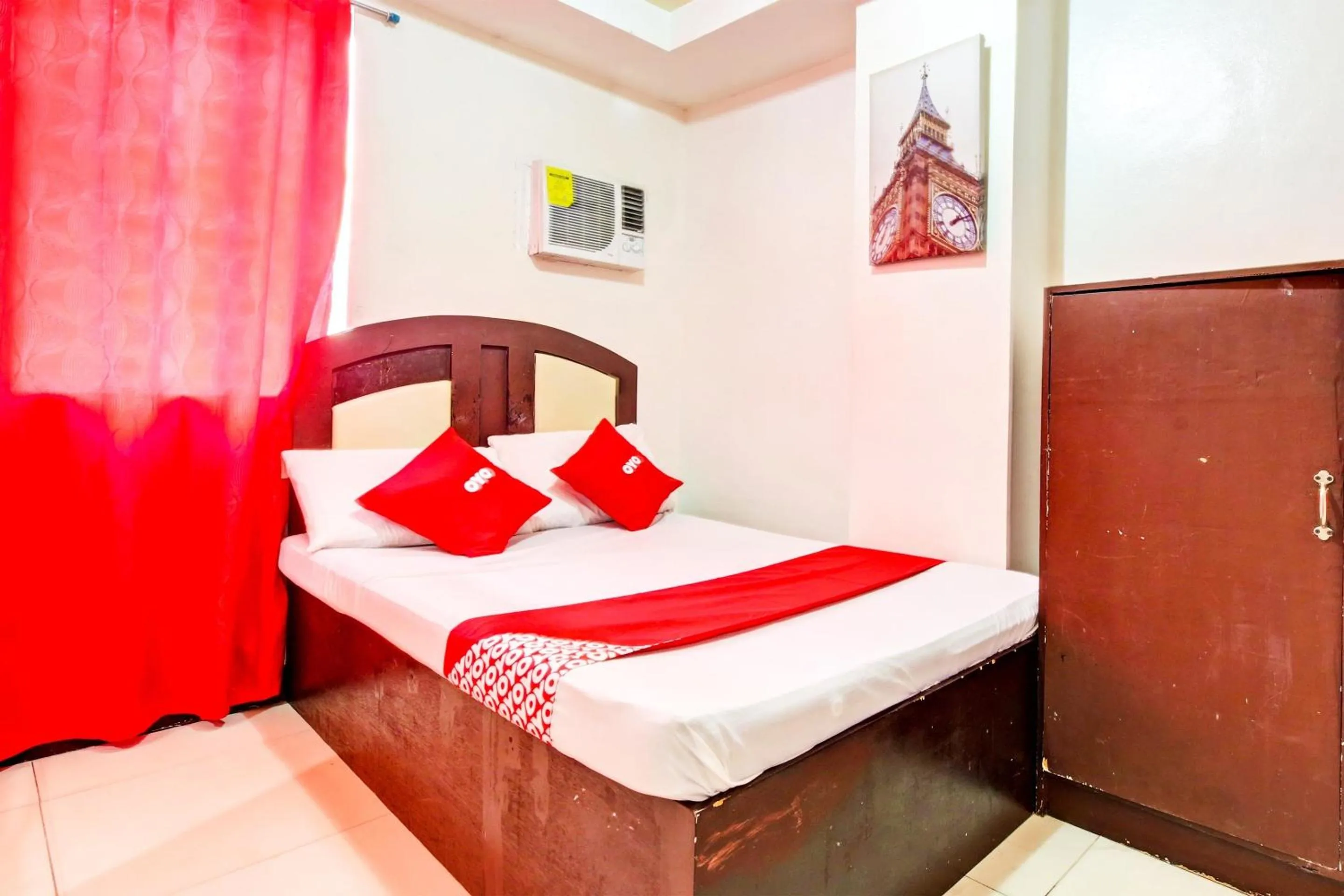 Bedroom, Bed in OYO 894 Cosmo Hotel P Campa Manila