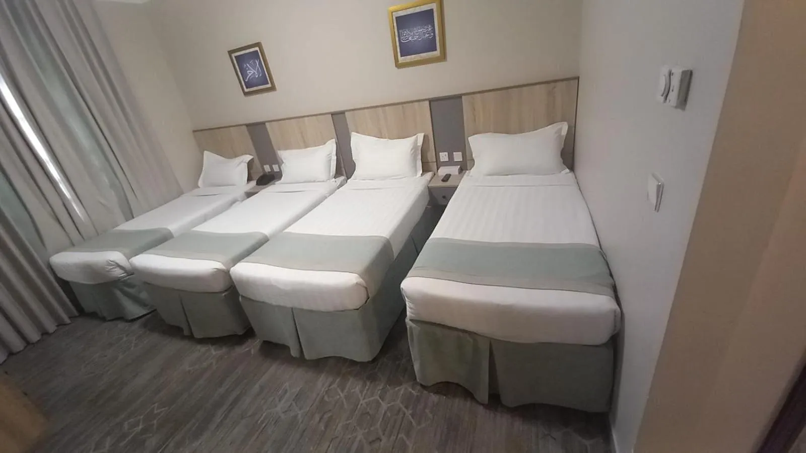 Bedroom, Bed in Emaar Taiba Hotel