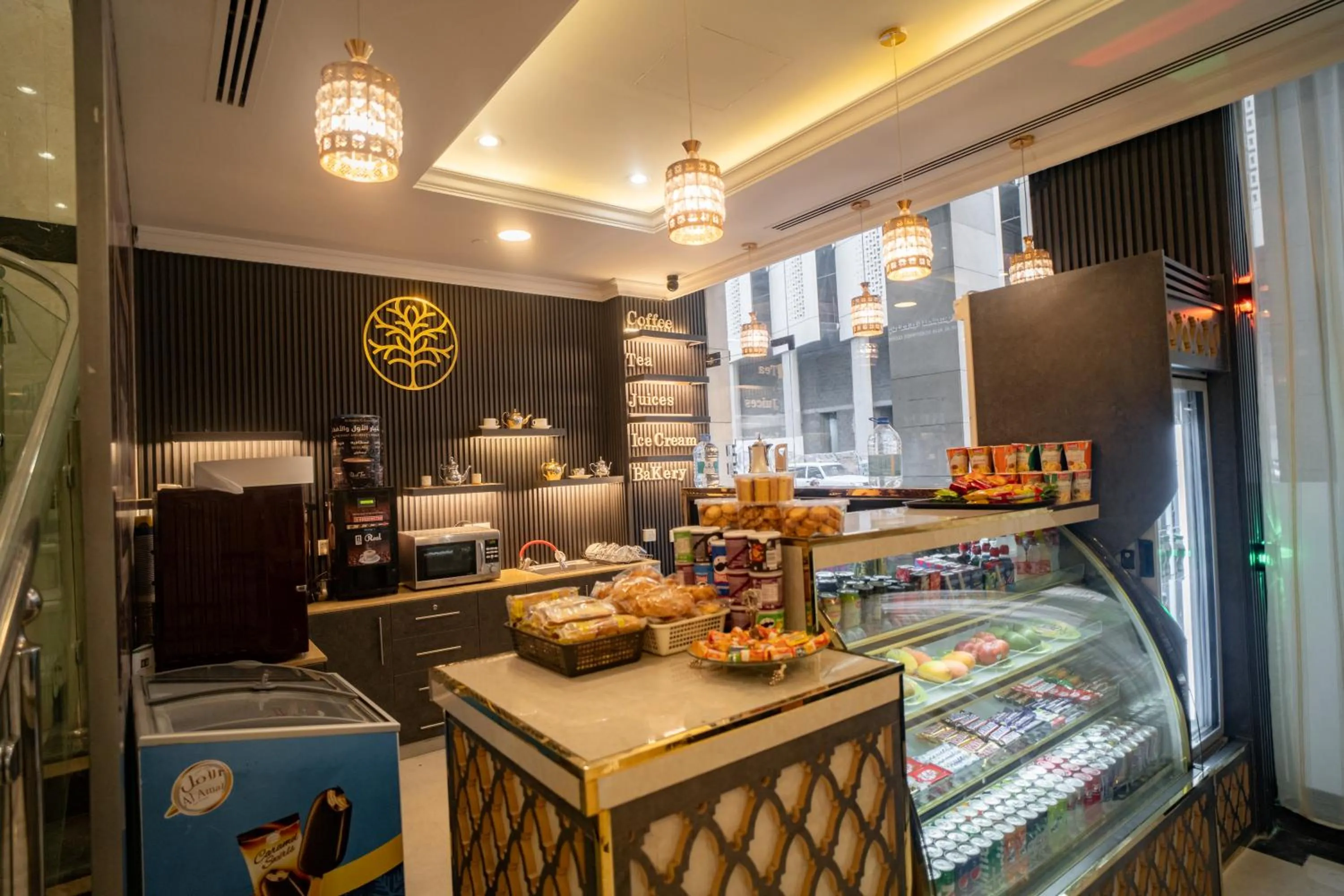 Coffee/tea facilities in Emaar Taiba Hotel