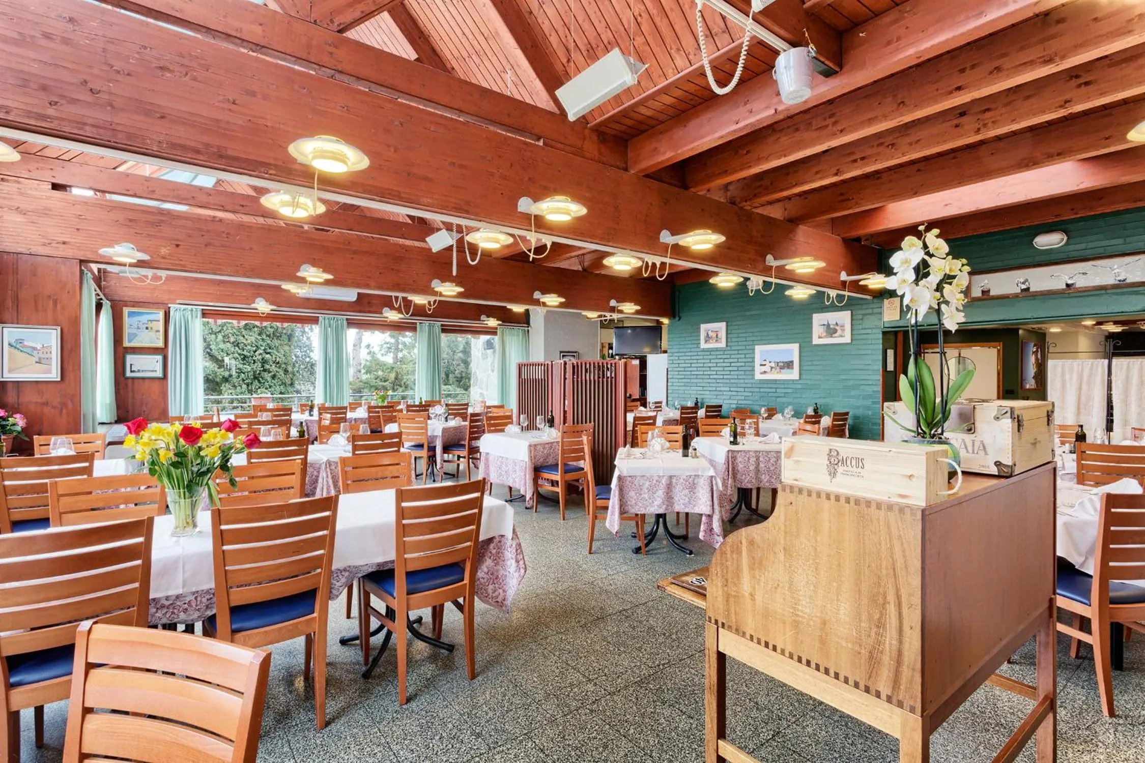 Restaurant/places to eat in Terantiga