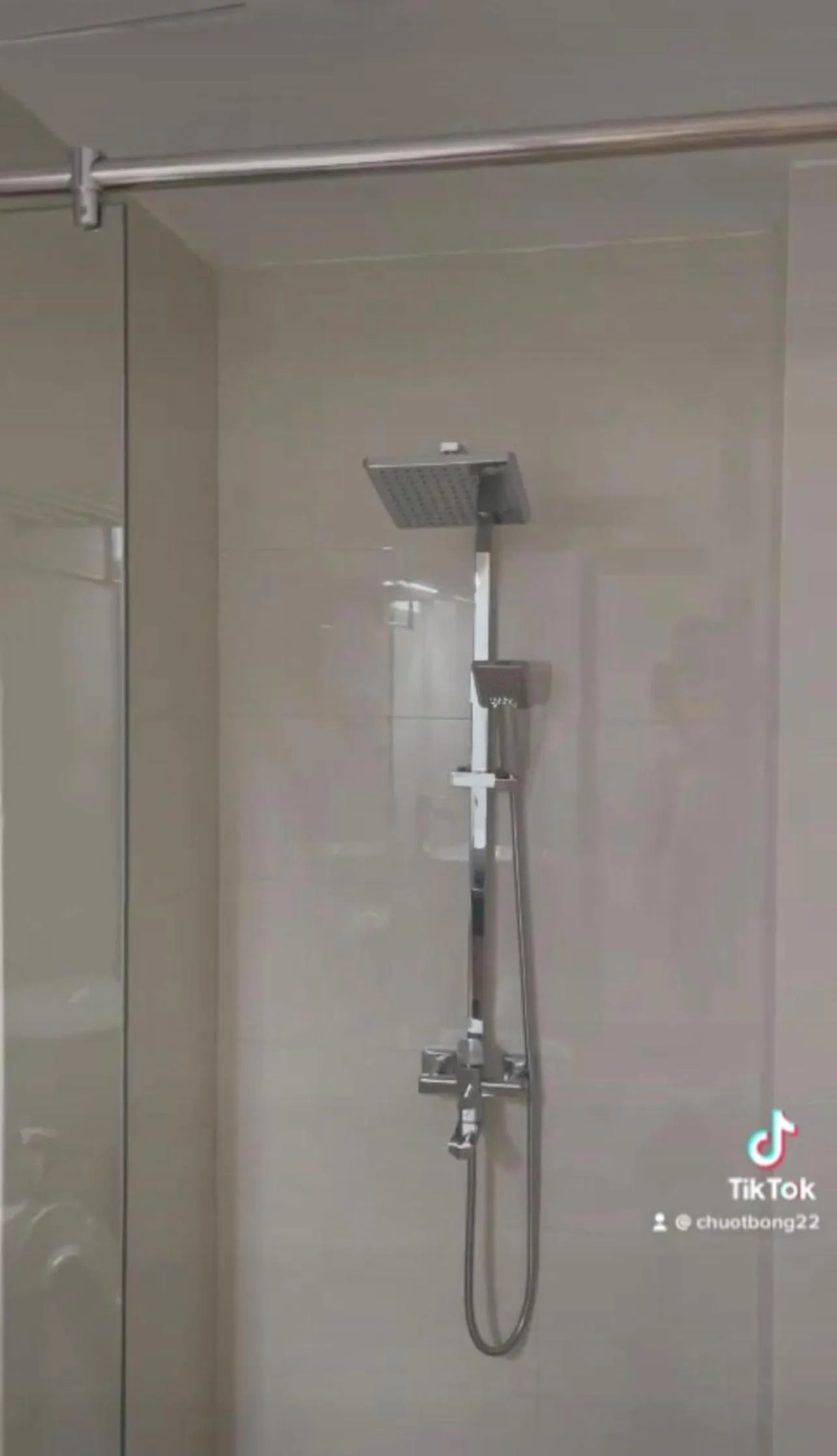 Khách sạn Thiên Đường - Paradise Hotel