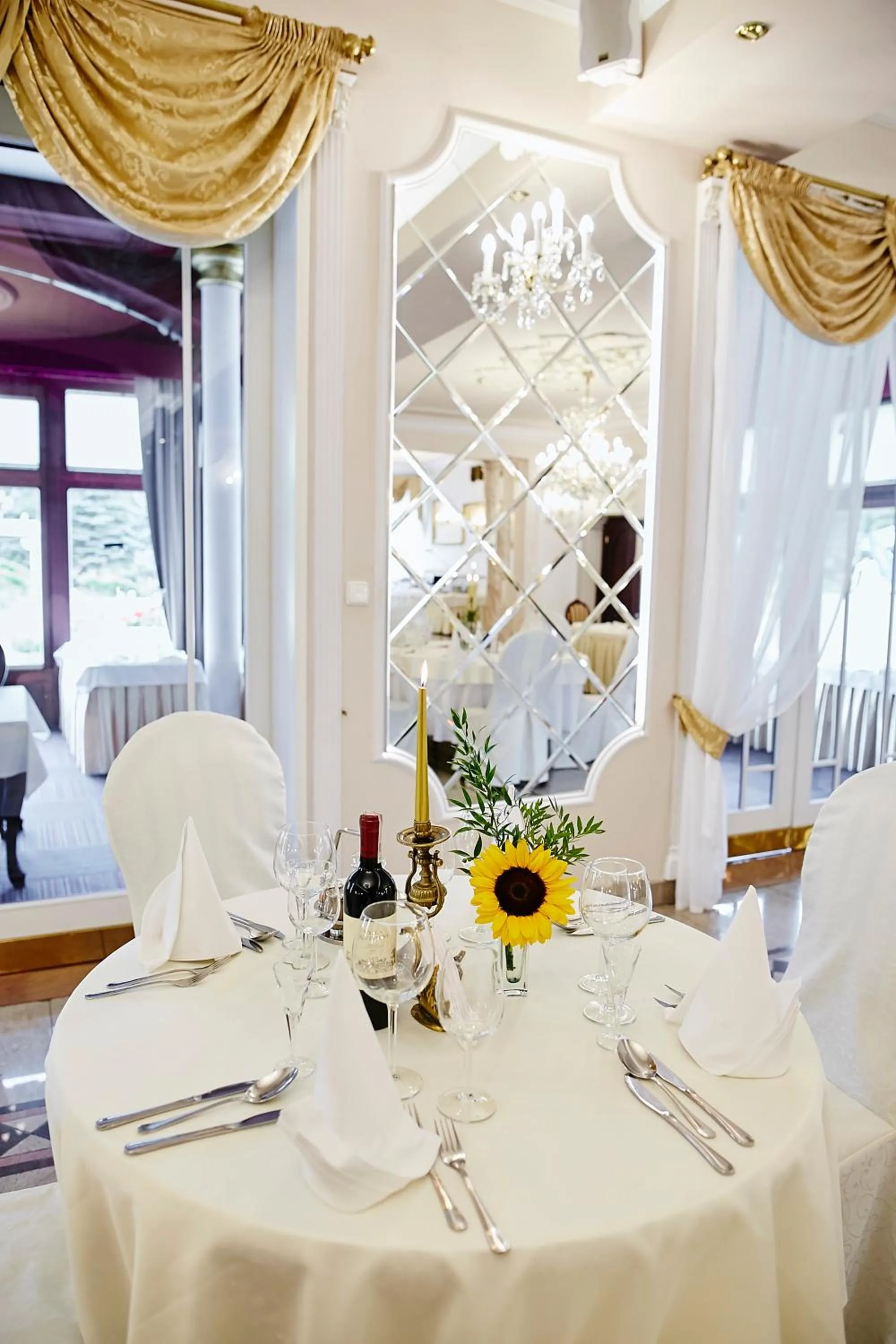 Restaurant/places to eat in Dworek Hetmanski