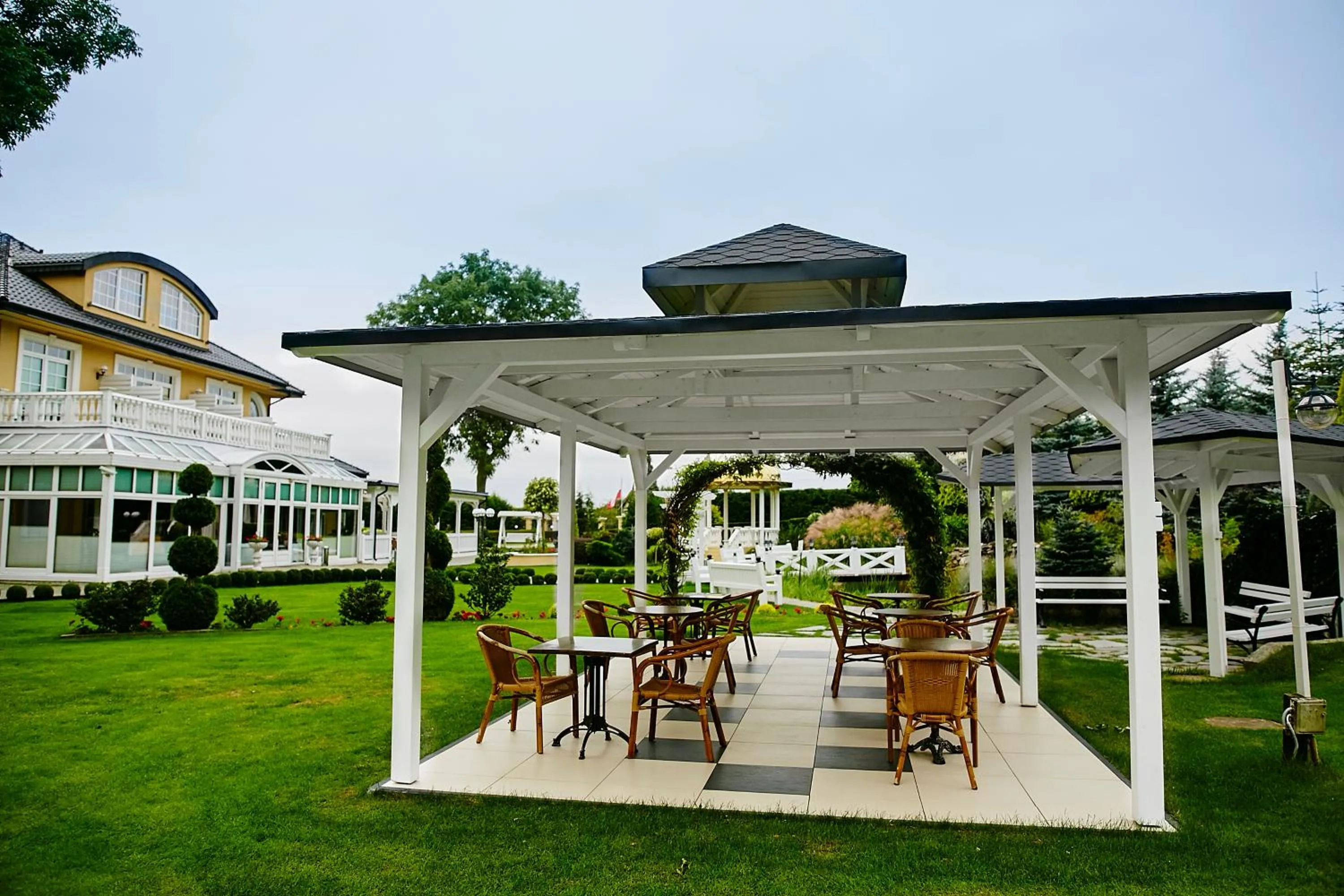 Restaurant/places to eat in Dworek Hetmanski