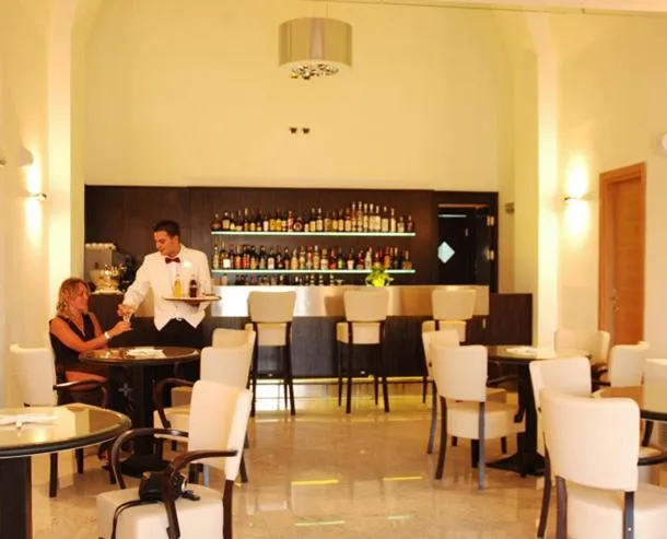 Drinks in Hotel Villa Carolina