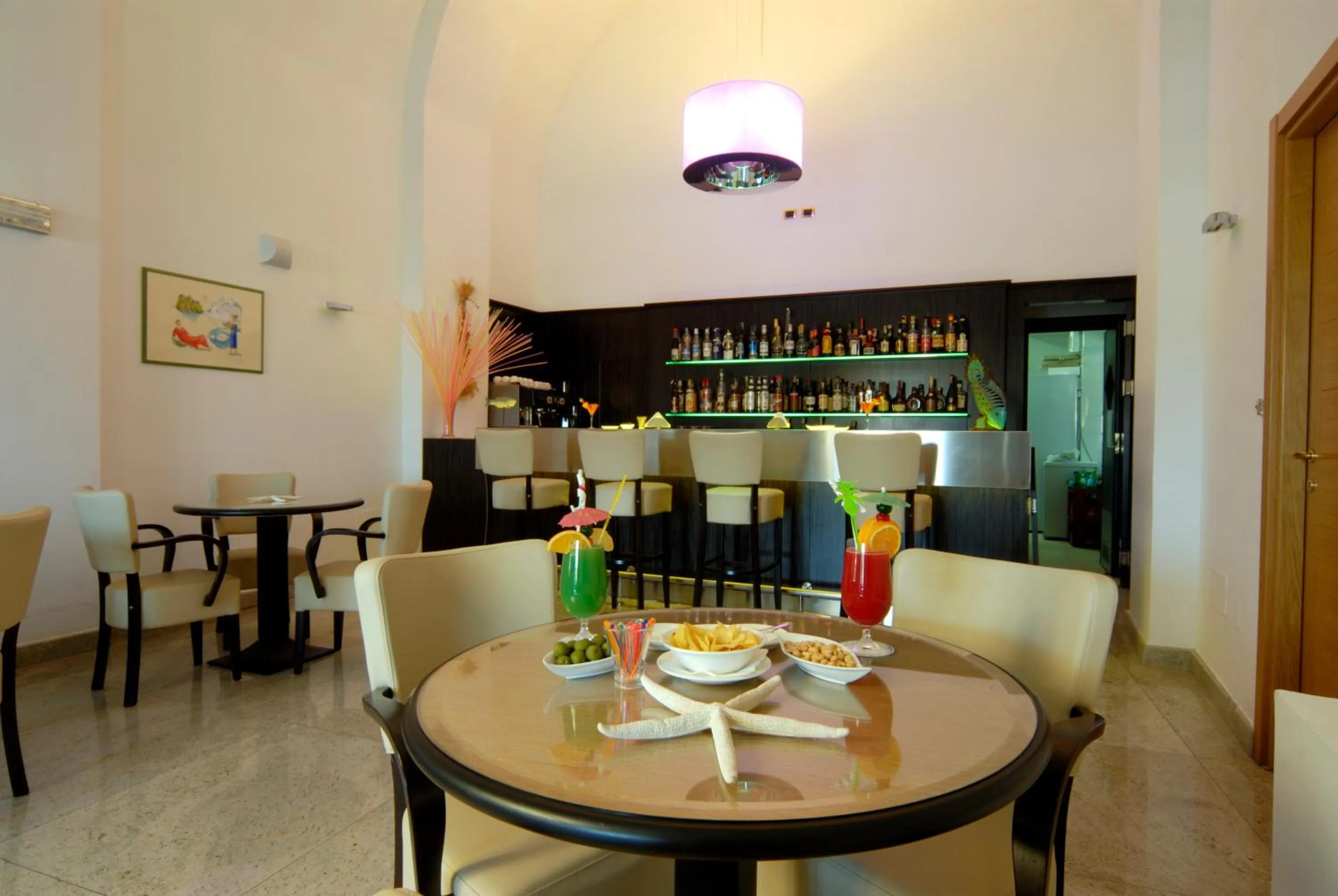 Lounge or bar in Hotel Villa Carolina
