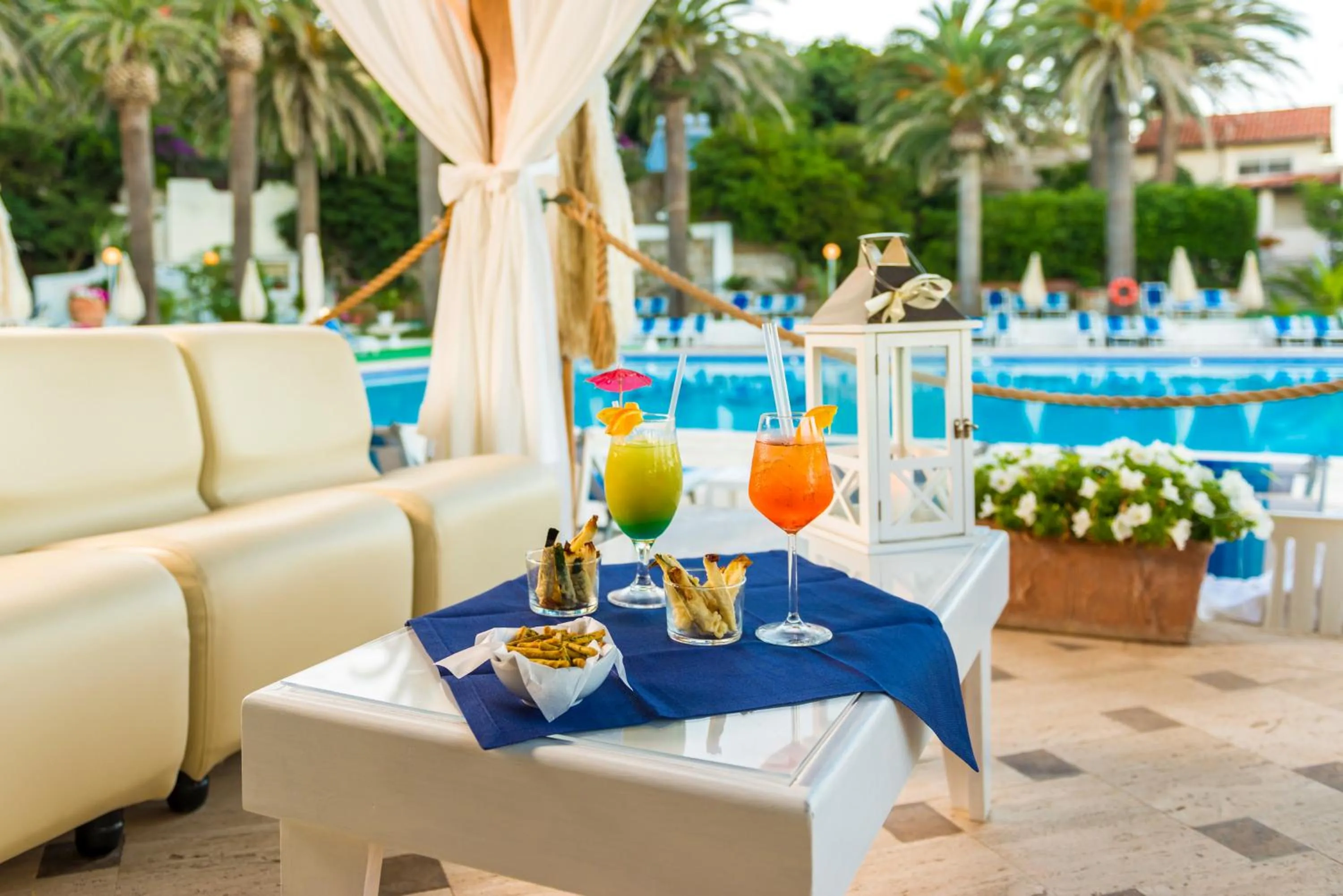 Summer in Hotel Ristorante Maga Circe