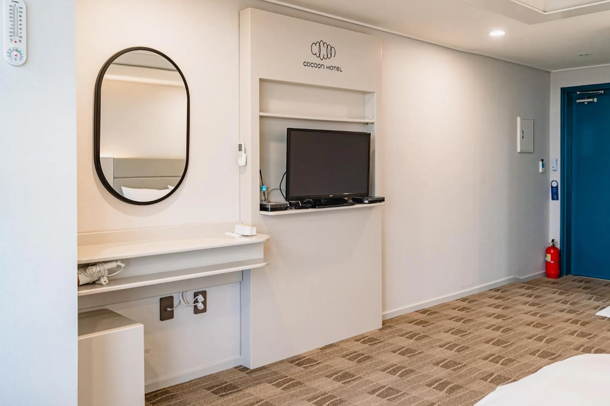 TV and multimedia in Cocoon Hotel