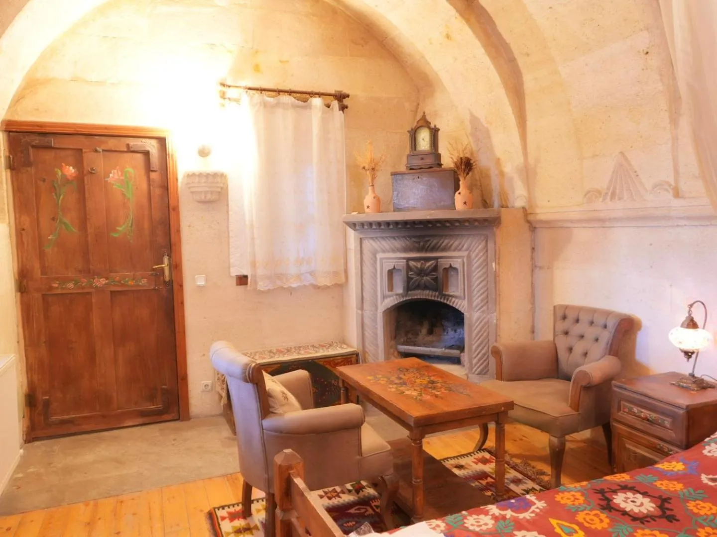 Decorative detail in Kismet Cave House