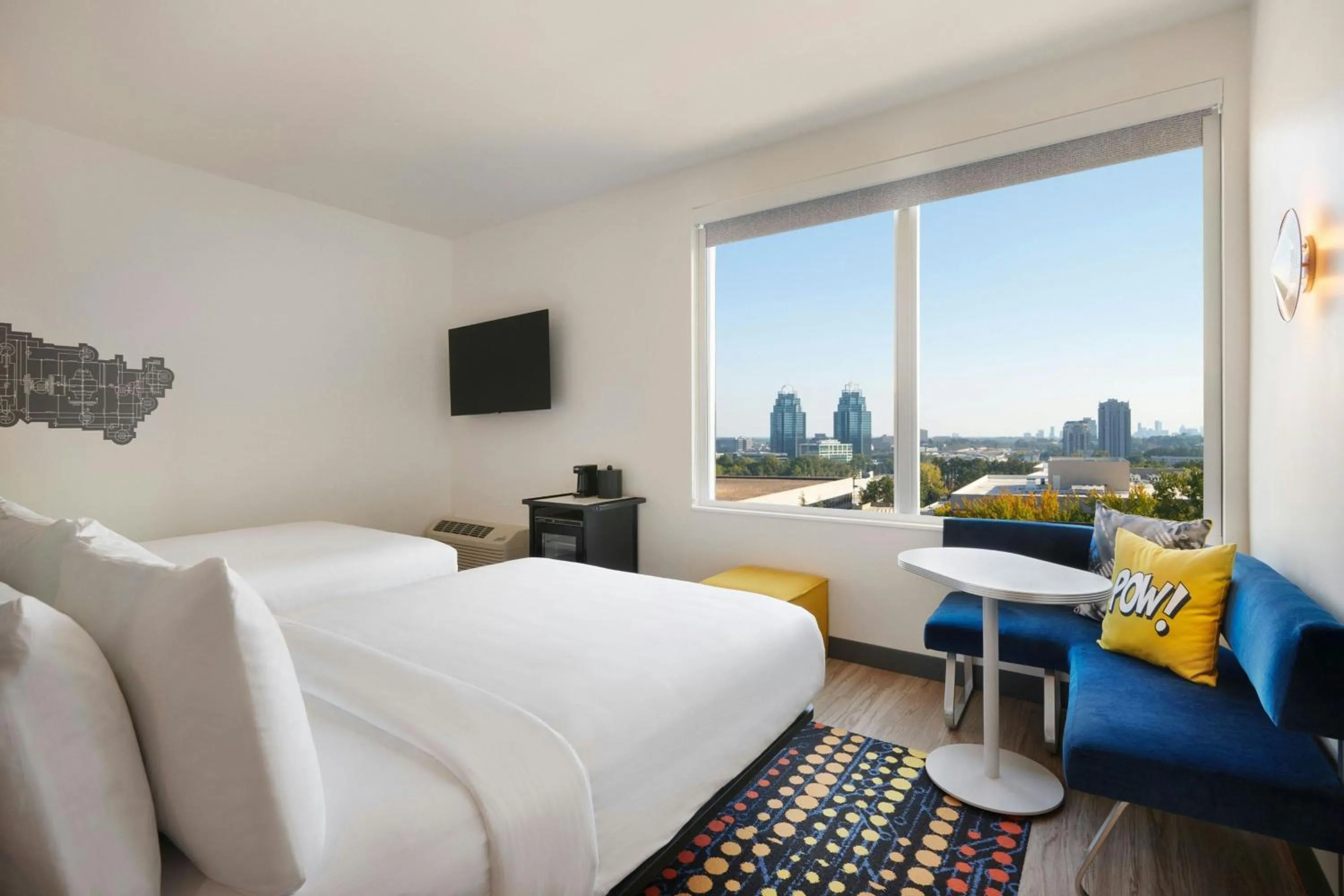 Photo of the whole room, Bed in Aloft Atlanta Perimeter Center