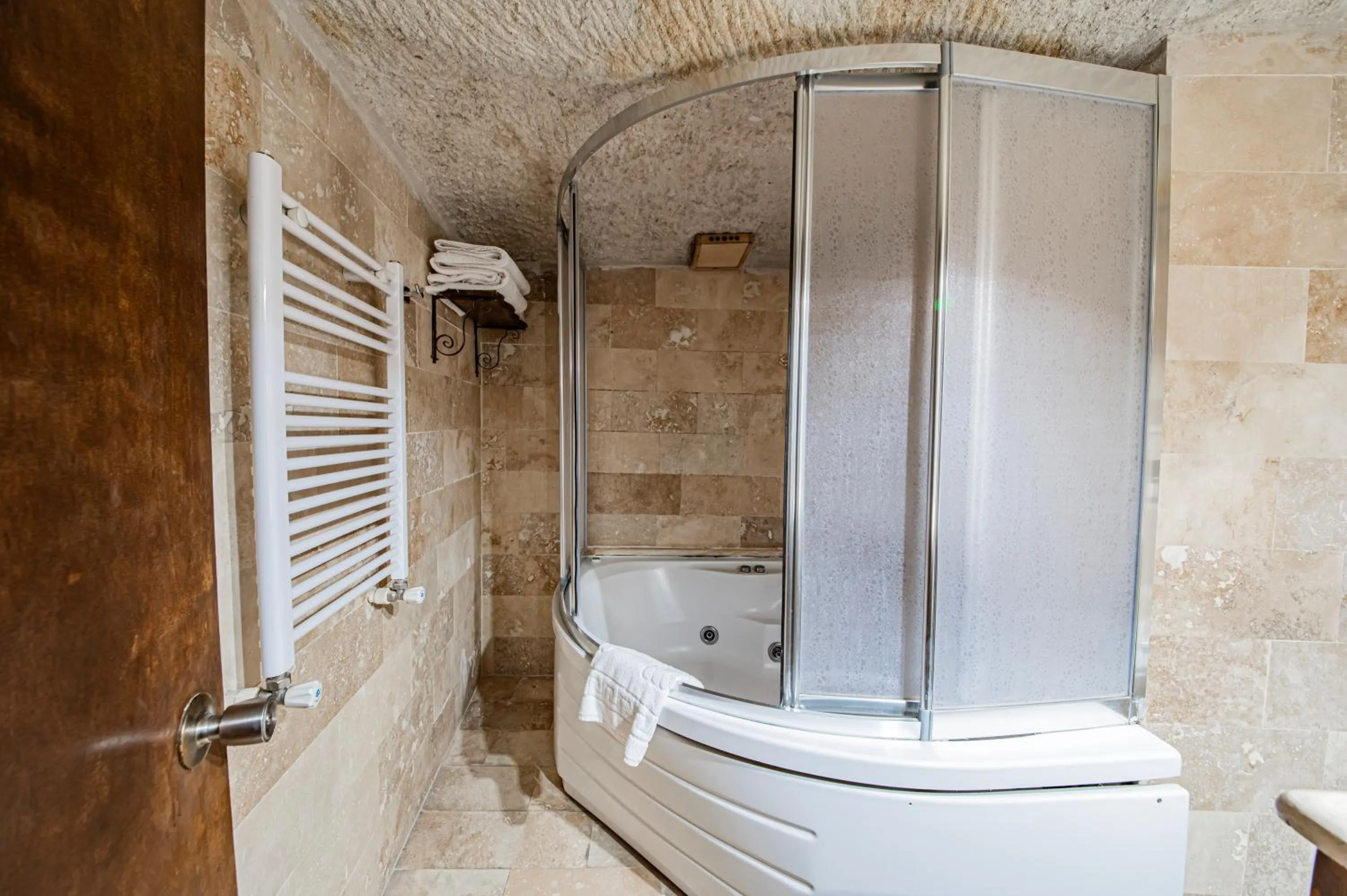 Bathroom in Ascension Cave Suites - Special Class
