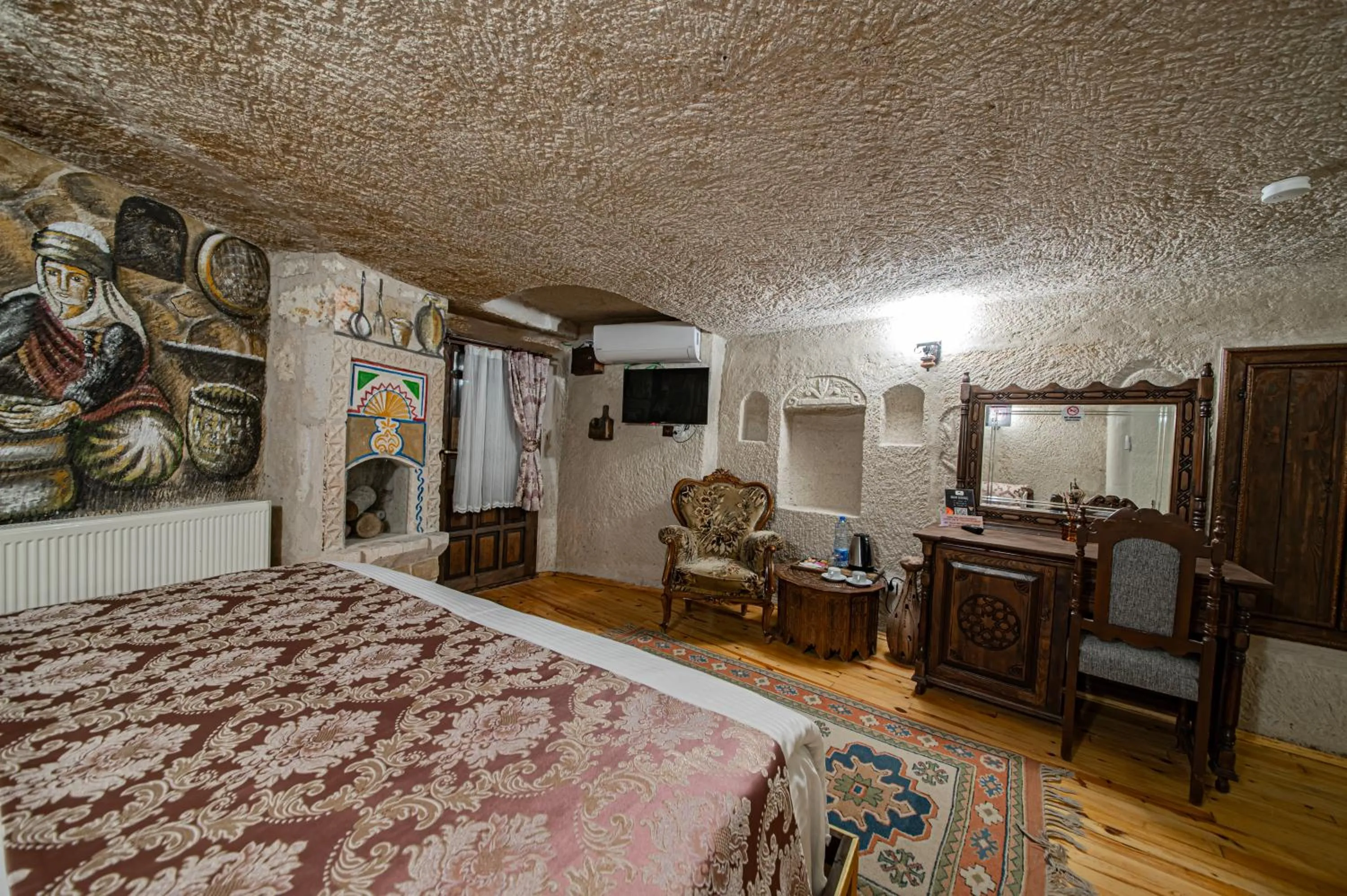 Bed in Ascension Cave Suites - Special Class