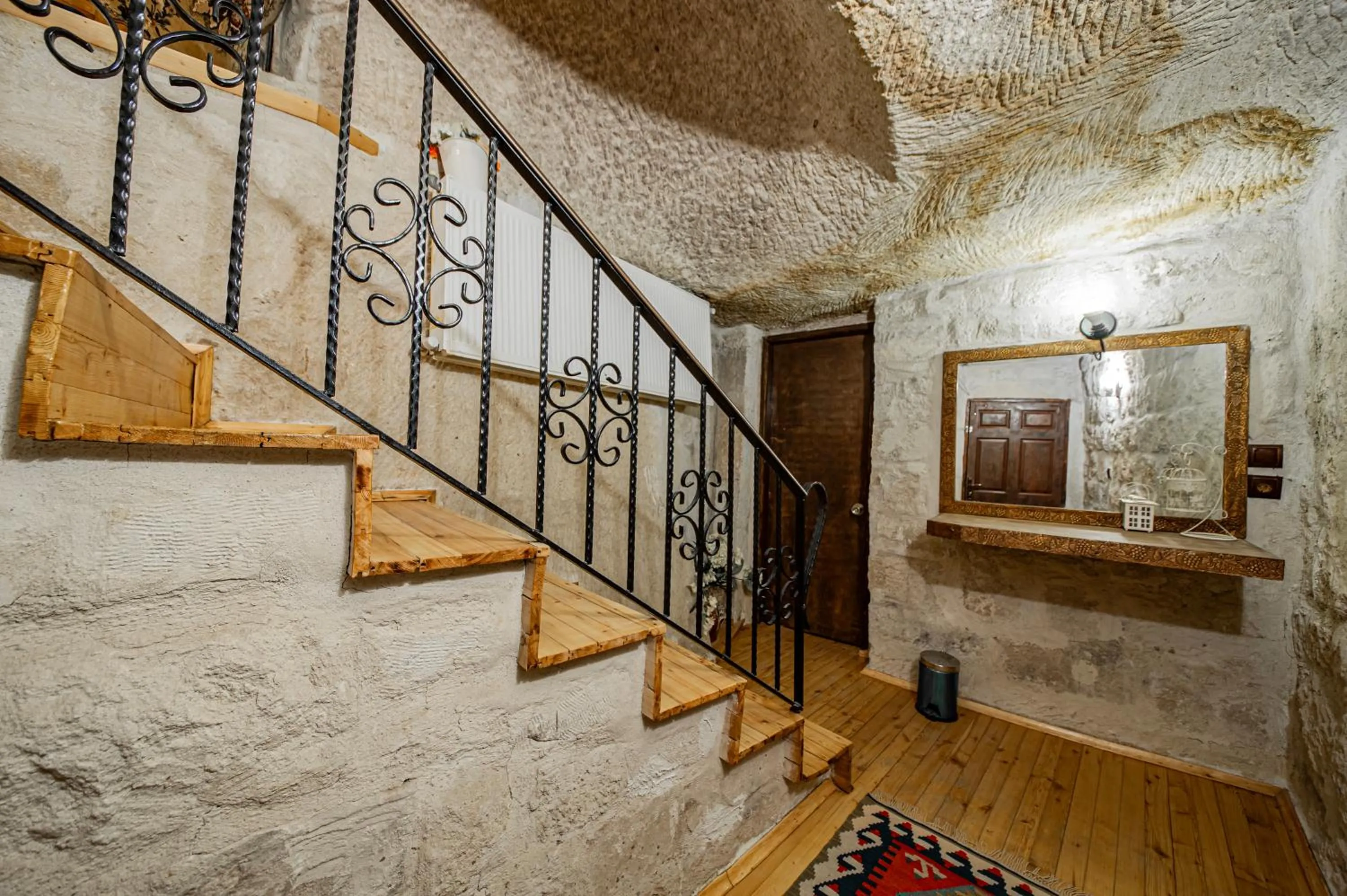 Communal lounge/ TV room in Ascension Cave Suites - Special Class