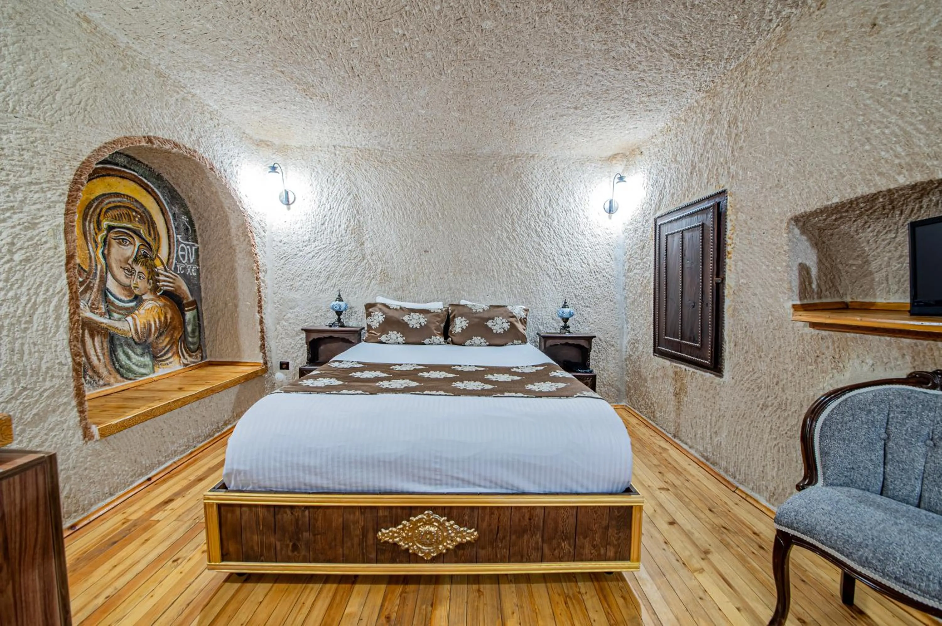 Bed in Ascension Cave Suites - Special Class