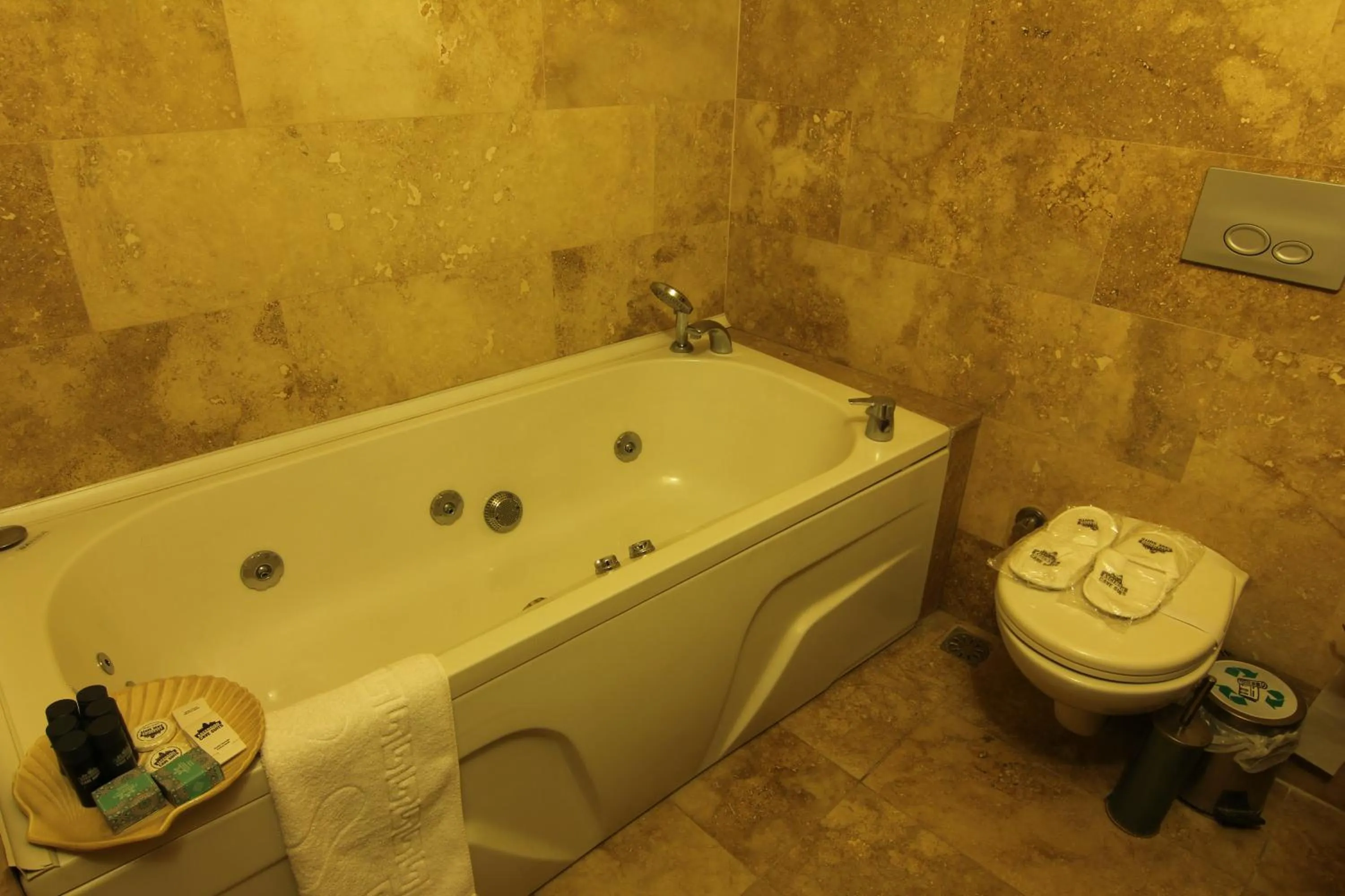 Signature Cave Room 117 in Ascension Cave Suites - Special Class