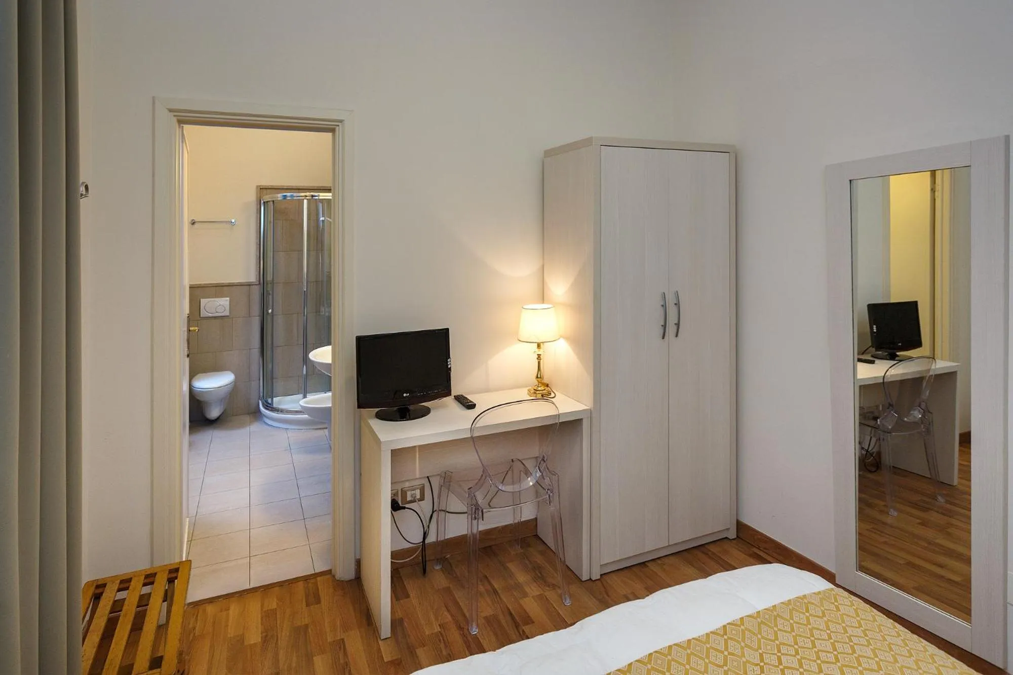 Photo of the whole room, Bed in Hotel Villa Maria