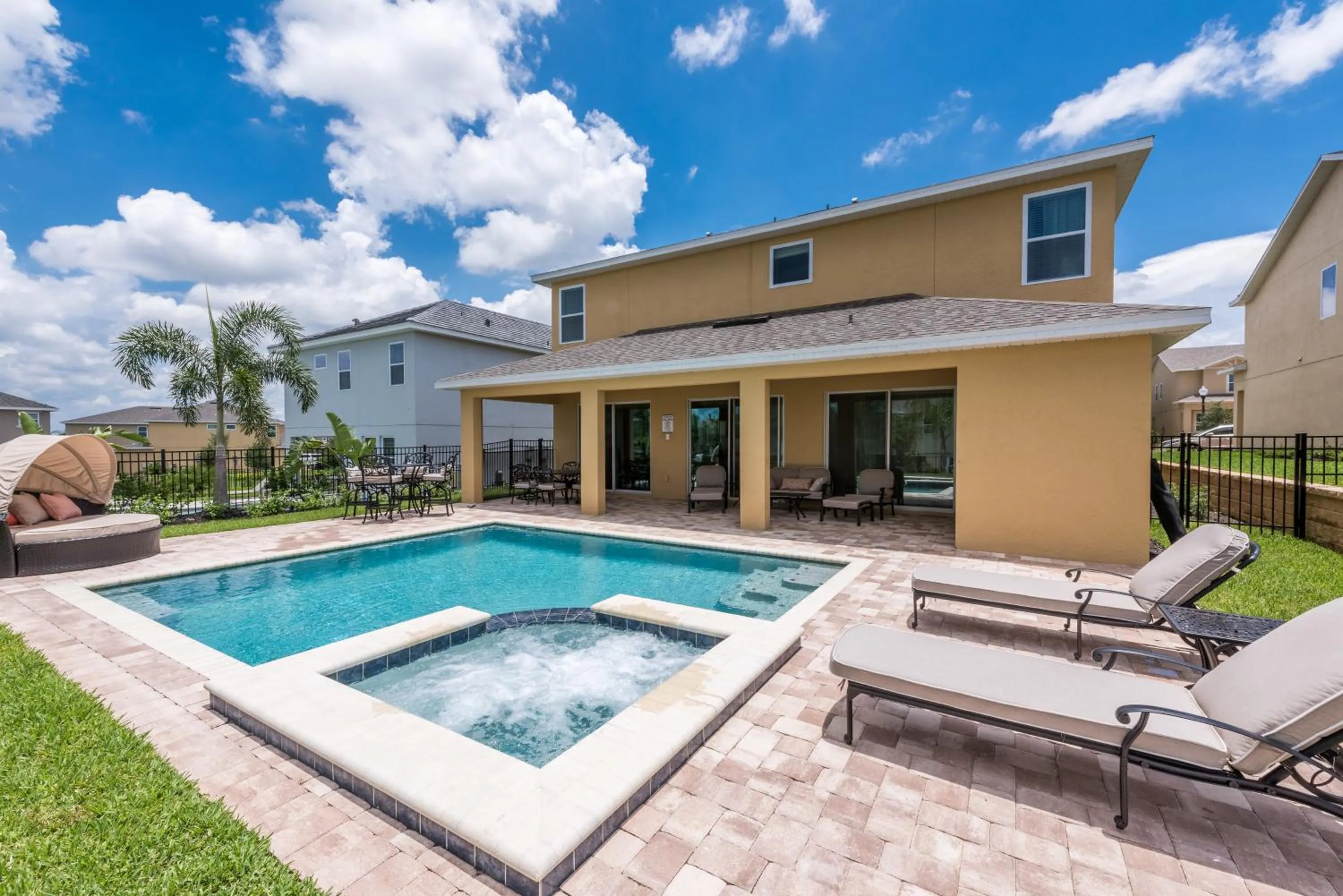 Property building in Encore Resort and Water Park at Reunion by Rentyl