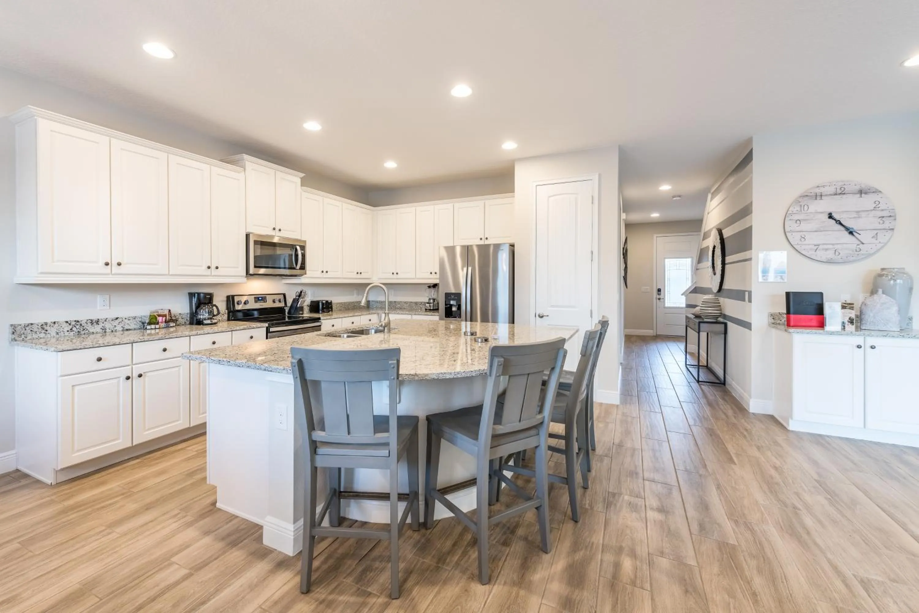 Kitchen or kitchenette in Encore Resort and Water Park at Reunion by Rentyl