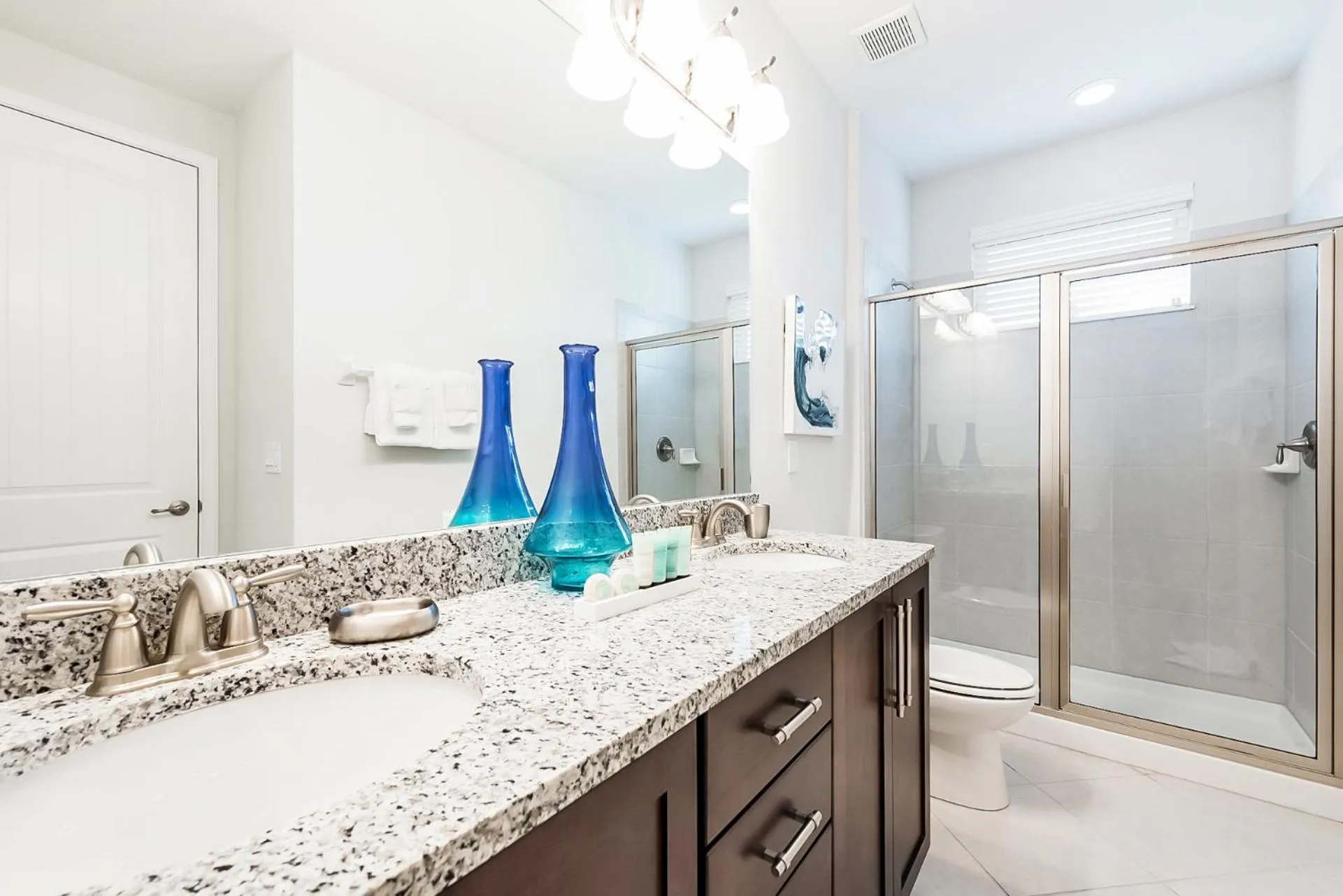 Shower in Encore Resort and Water Park at Reunion by Rentyl