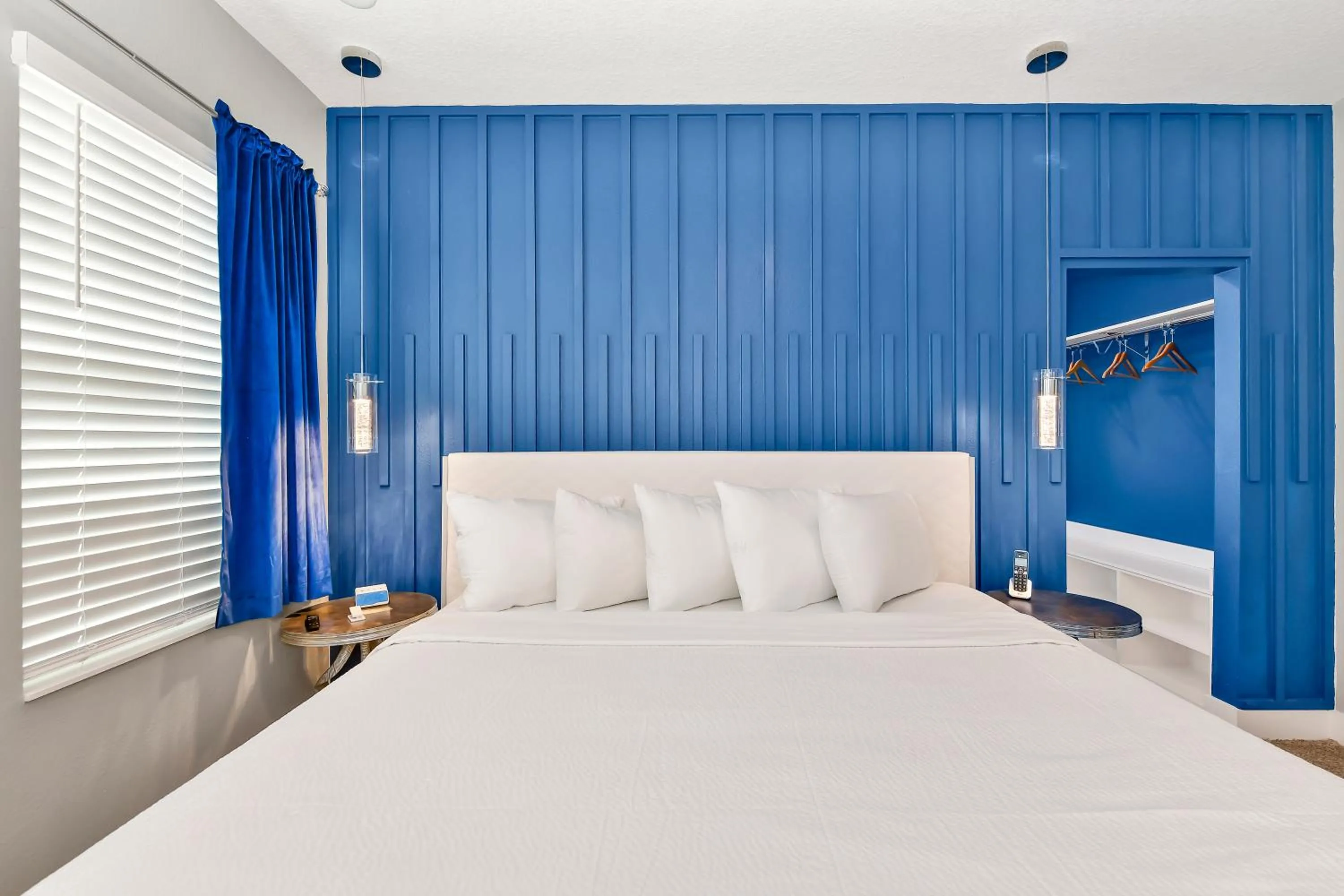 Bed in Encore Resort and Water Park at Reunion by Rentyl