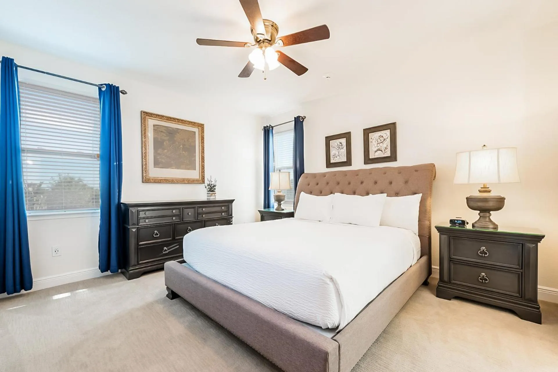 Bed in Encore Resort and Water Park at Reunion by Rentyl