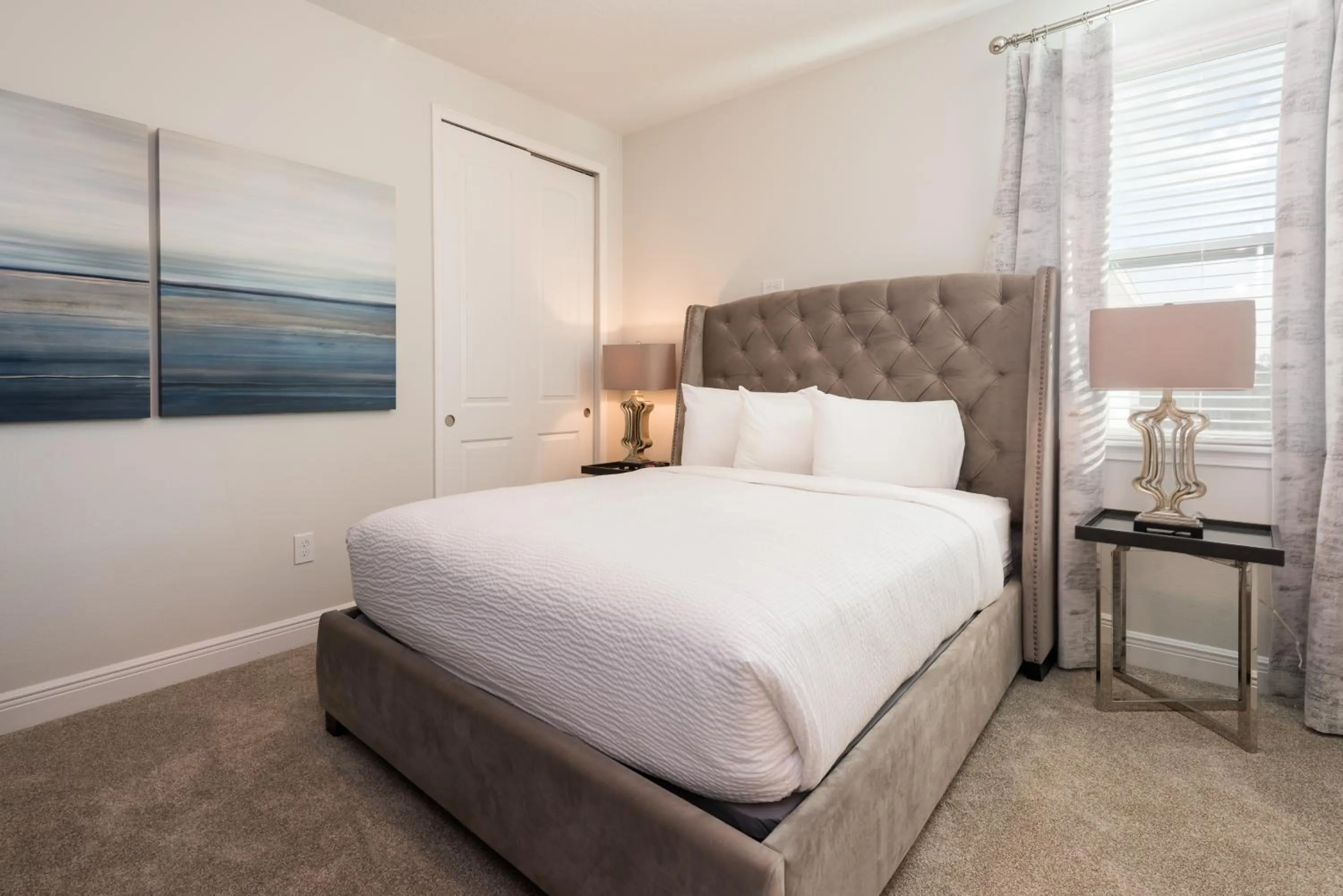 Bed in Encore Resort and Water Park at Reunion by Rentyl