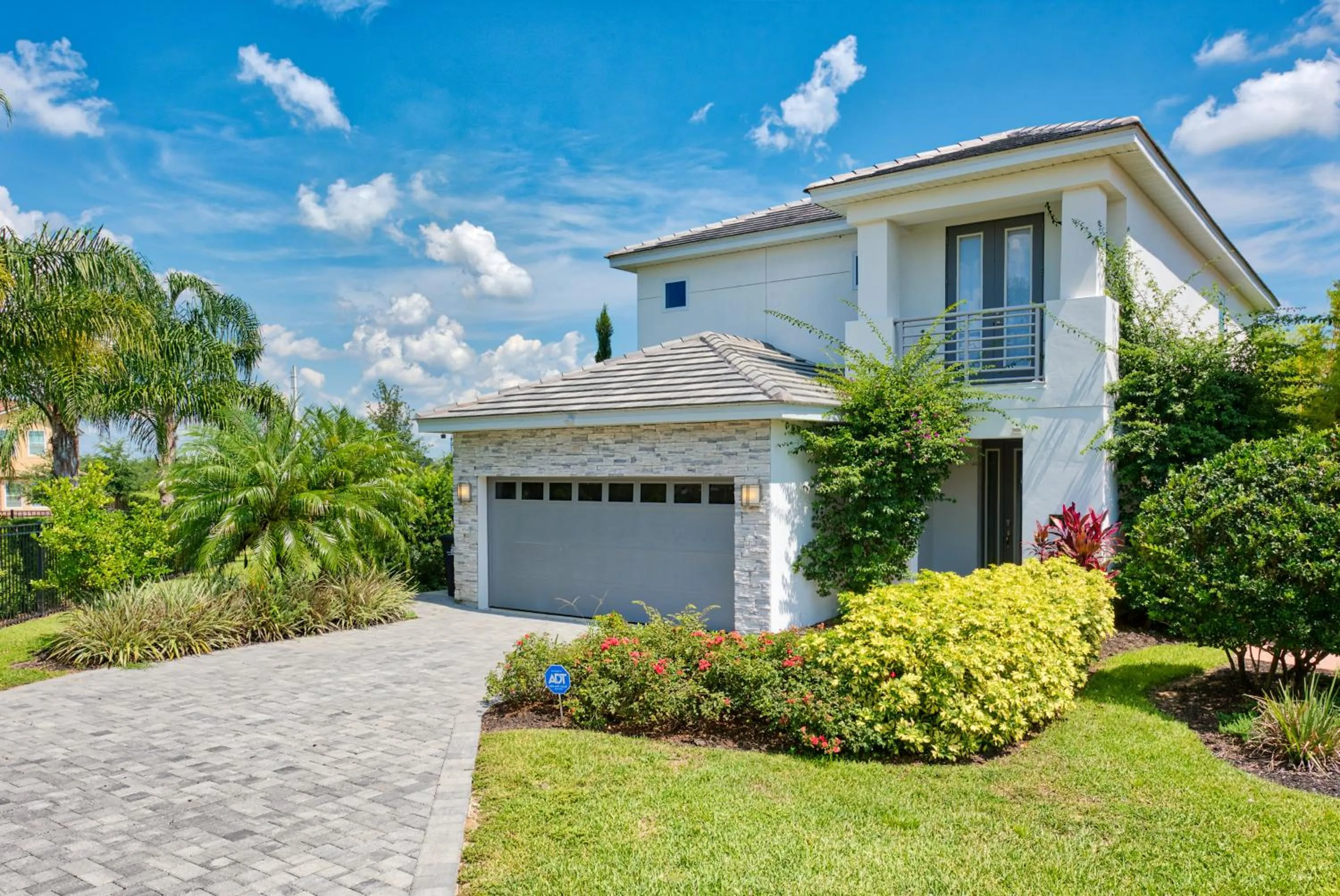 Property building in Encore Resort and Water Park at Reunion by Rentyl