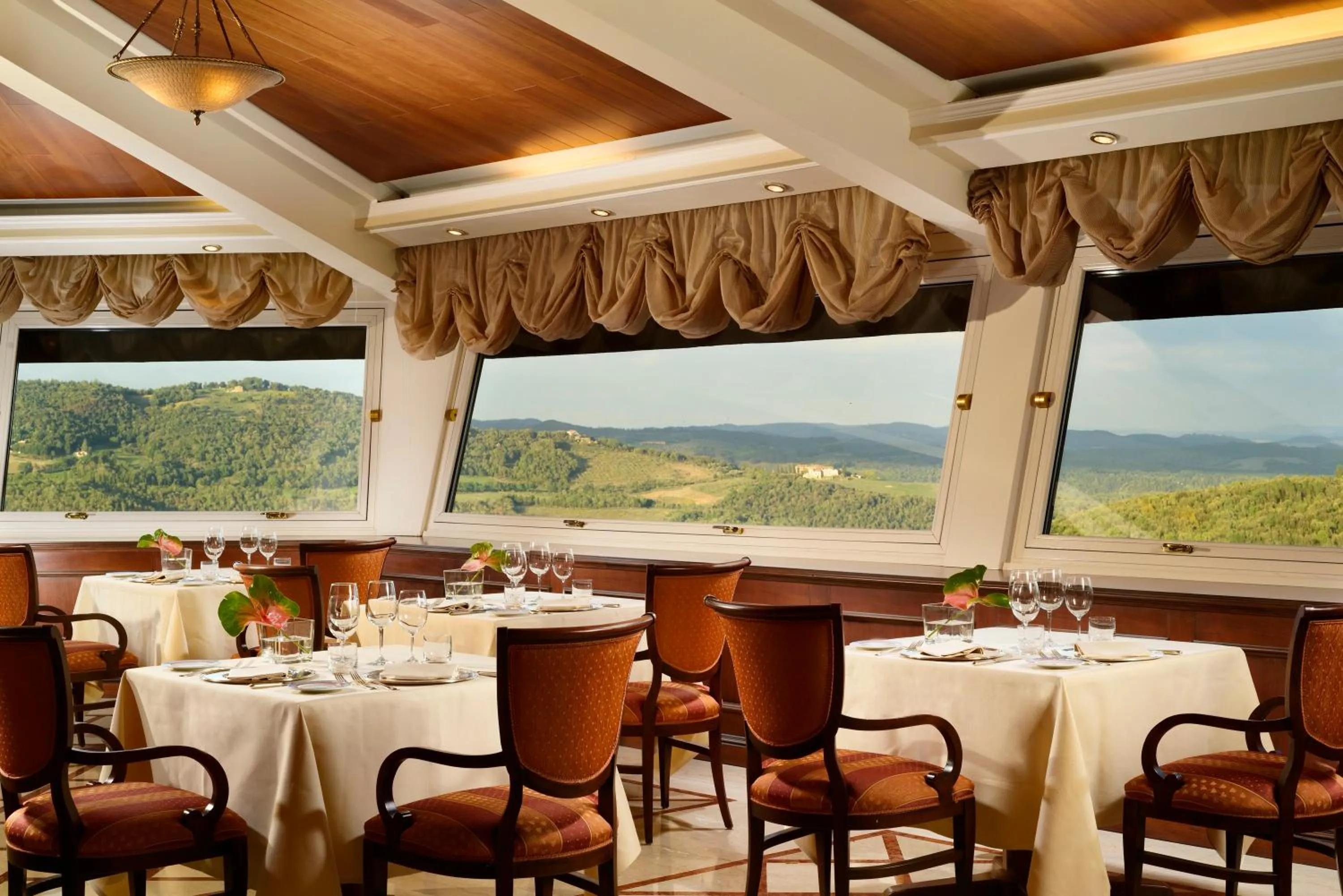 Restaurant/places to eat in Mercure Petriolo Siena Terme Spa Hotel