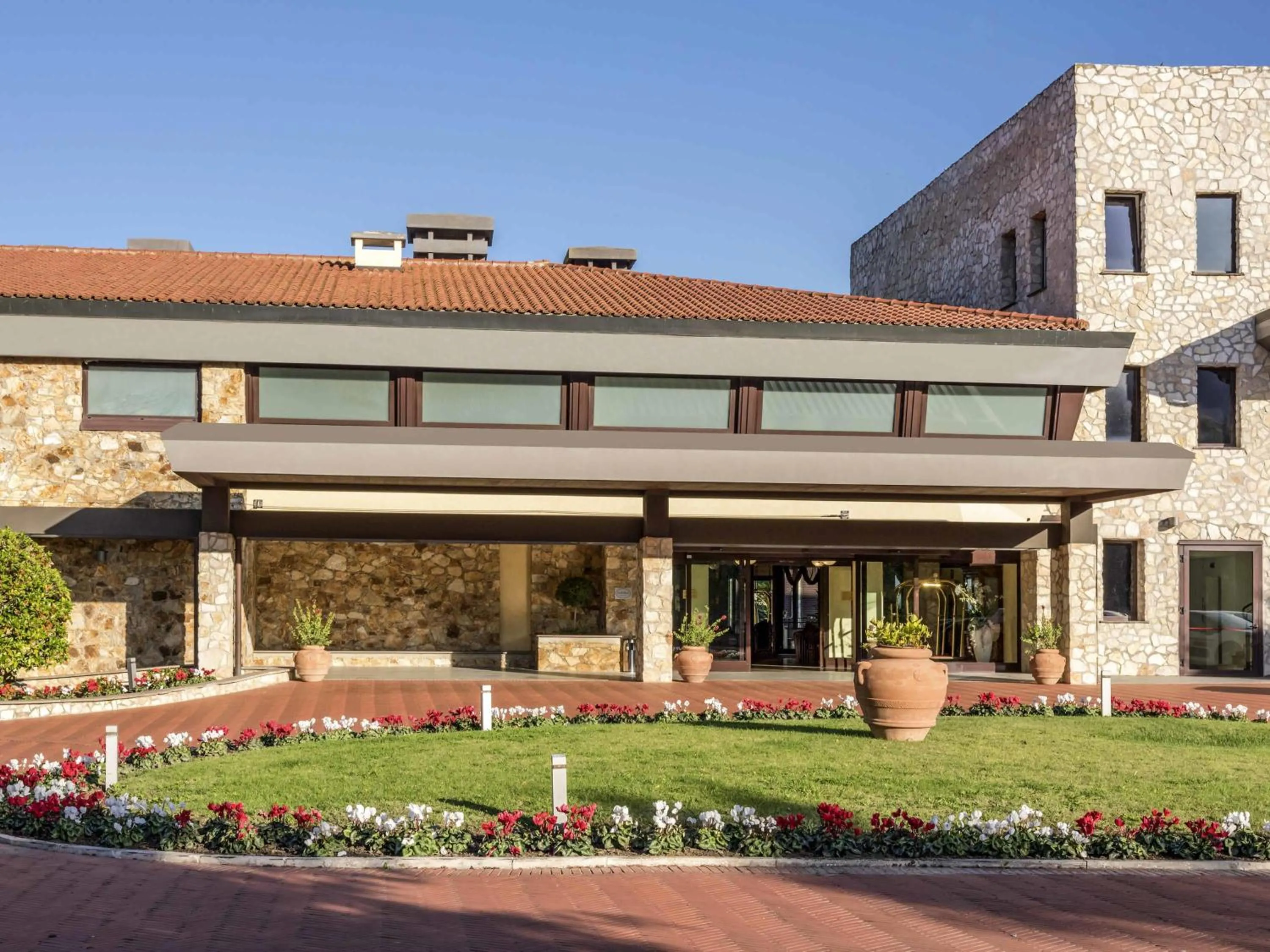 Property building in Mercure Petriolo Siena Terme Spa Hotel