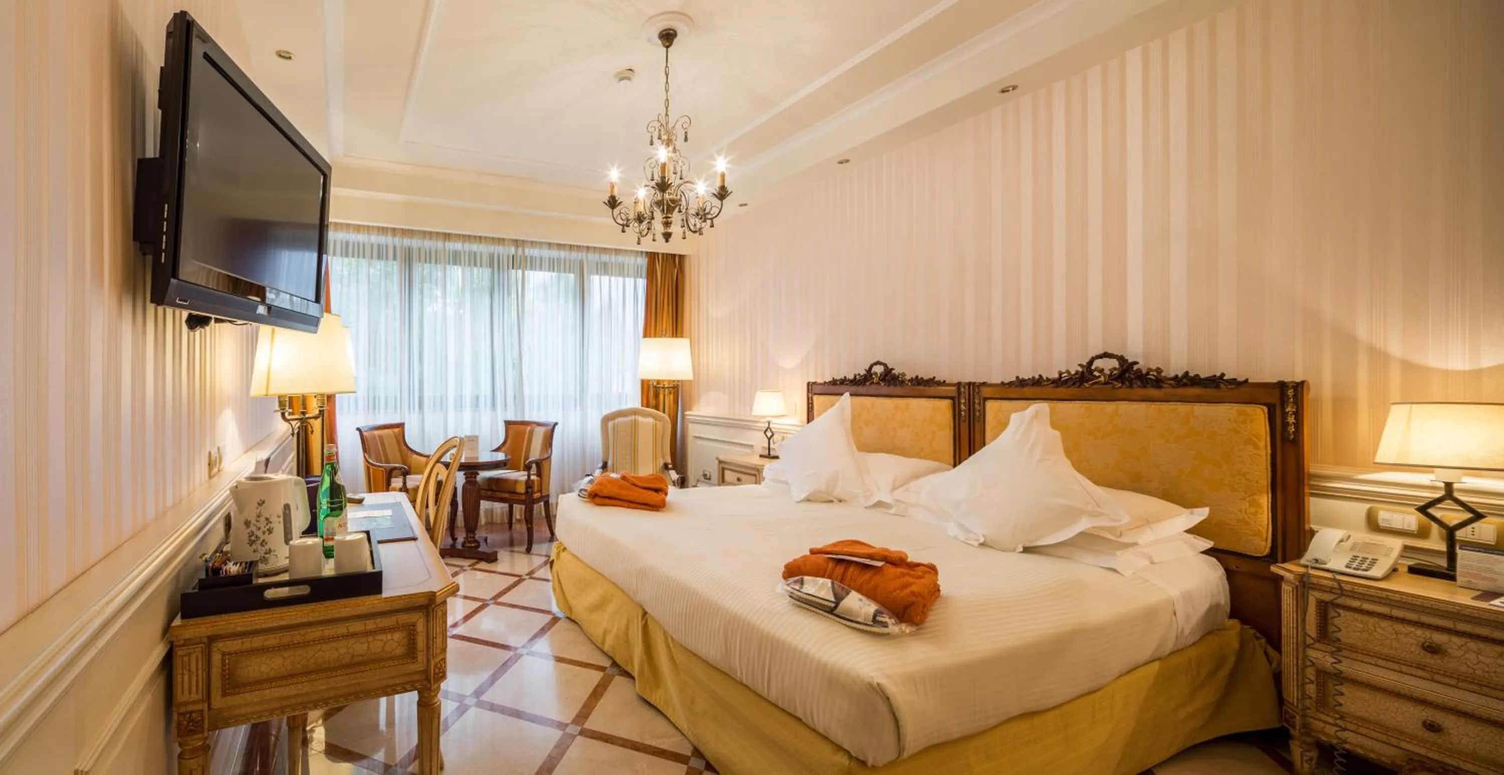 Photo of the whole room, Bed in Mercure Petriolo Siena Terme Spa Hotel