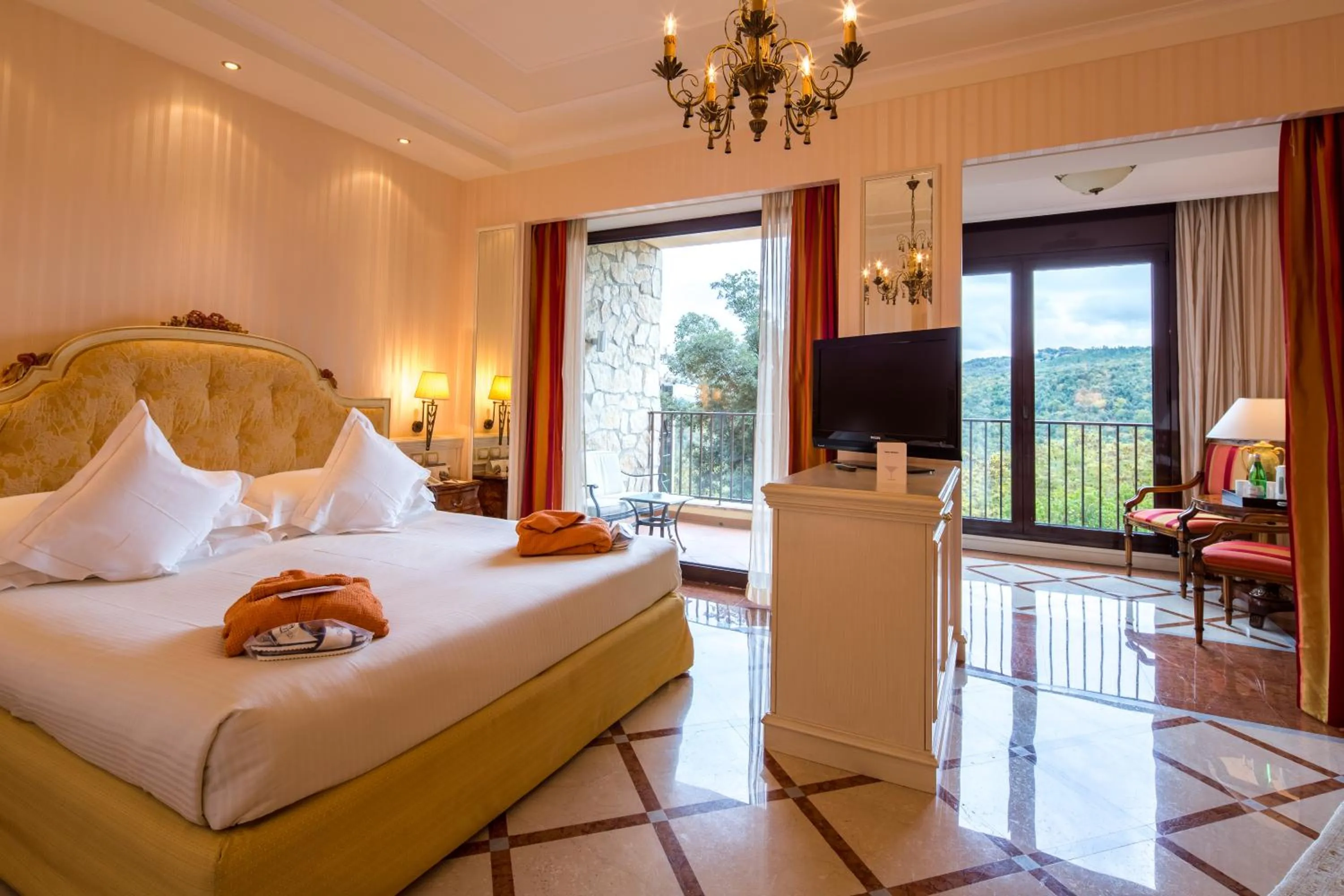 Bedroom, Bed in Mercure Petriolo Siena Terme Spa Hotel