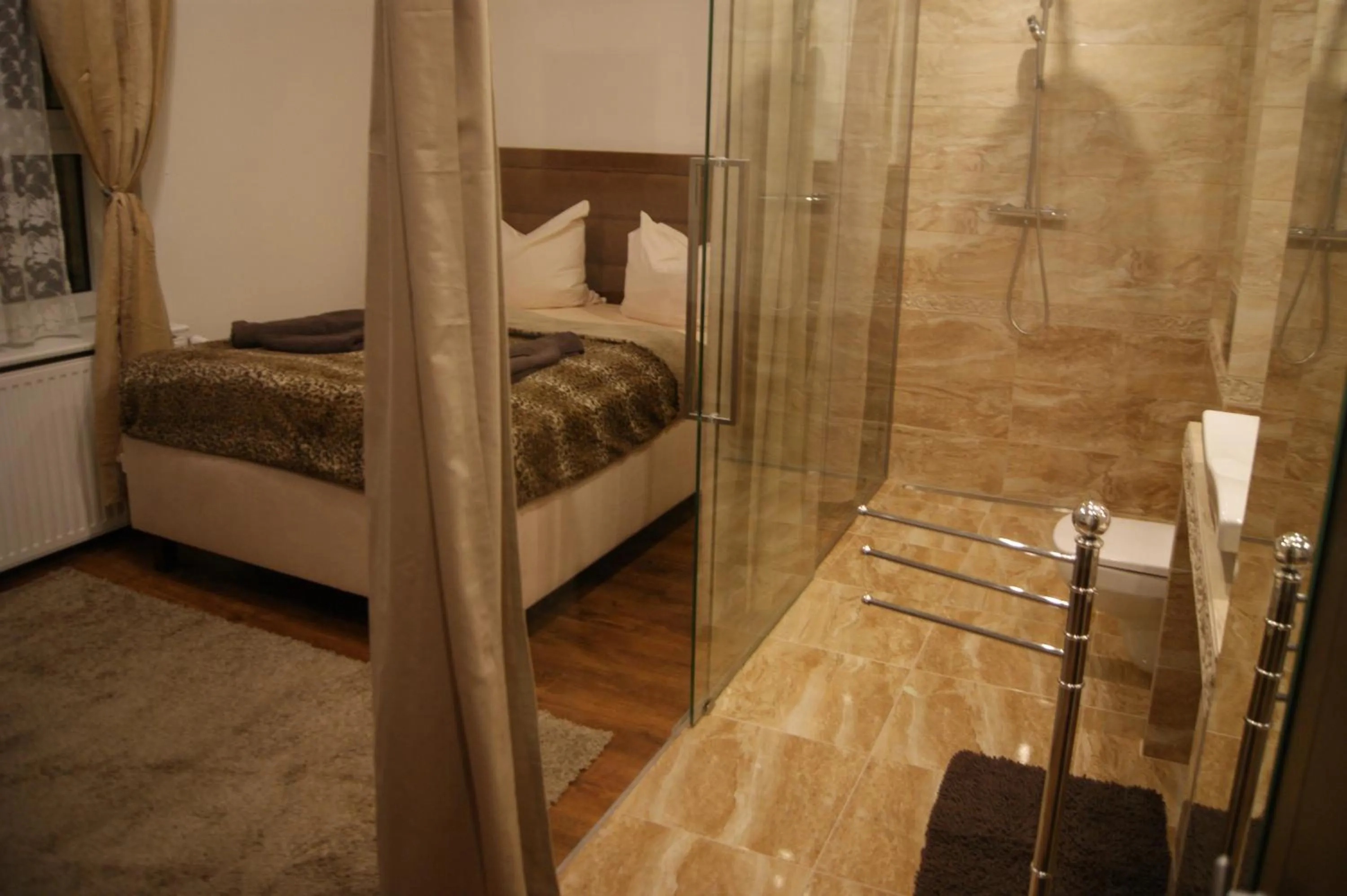 Photo of the whole room, Bed in Villa Amadea