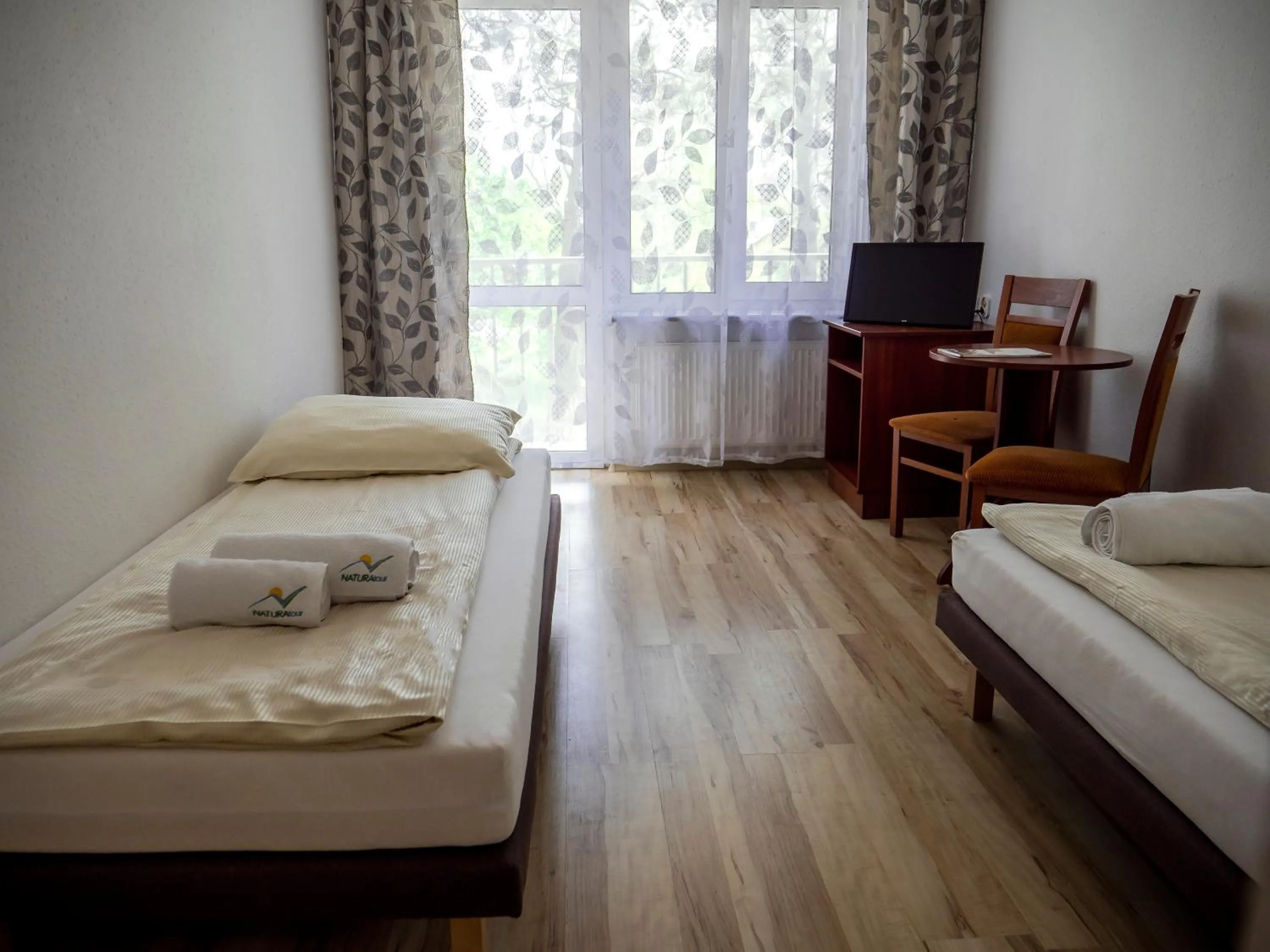 Bed in Słoneczny Brzeg Natura Tour