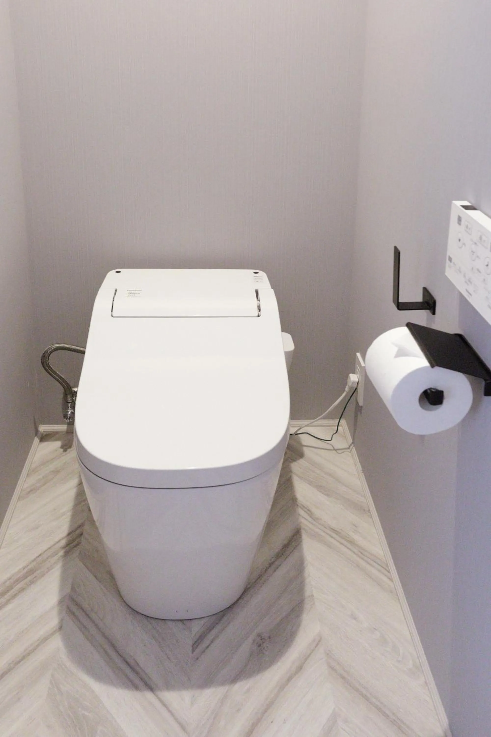 Toilet in precious days inn