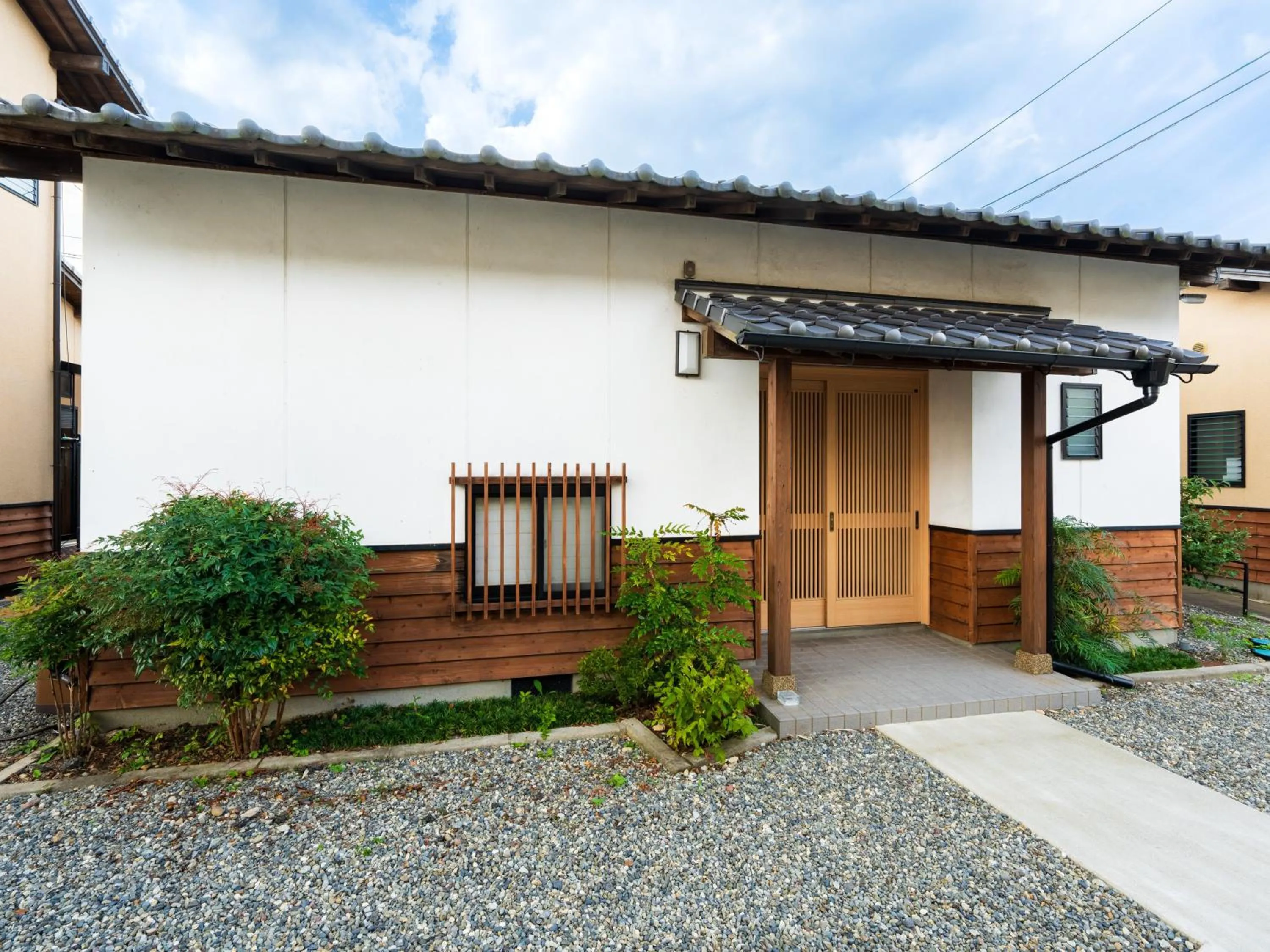 Property building in Yufuin Hanarenoyado Yukagetsu