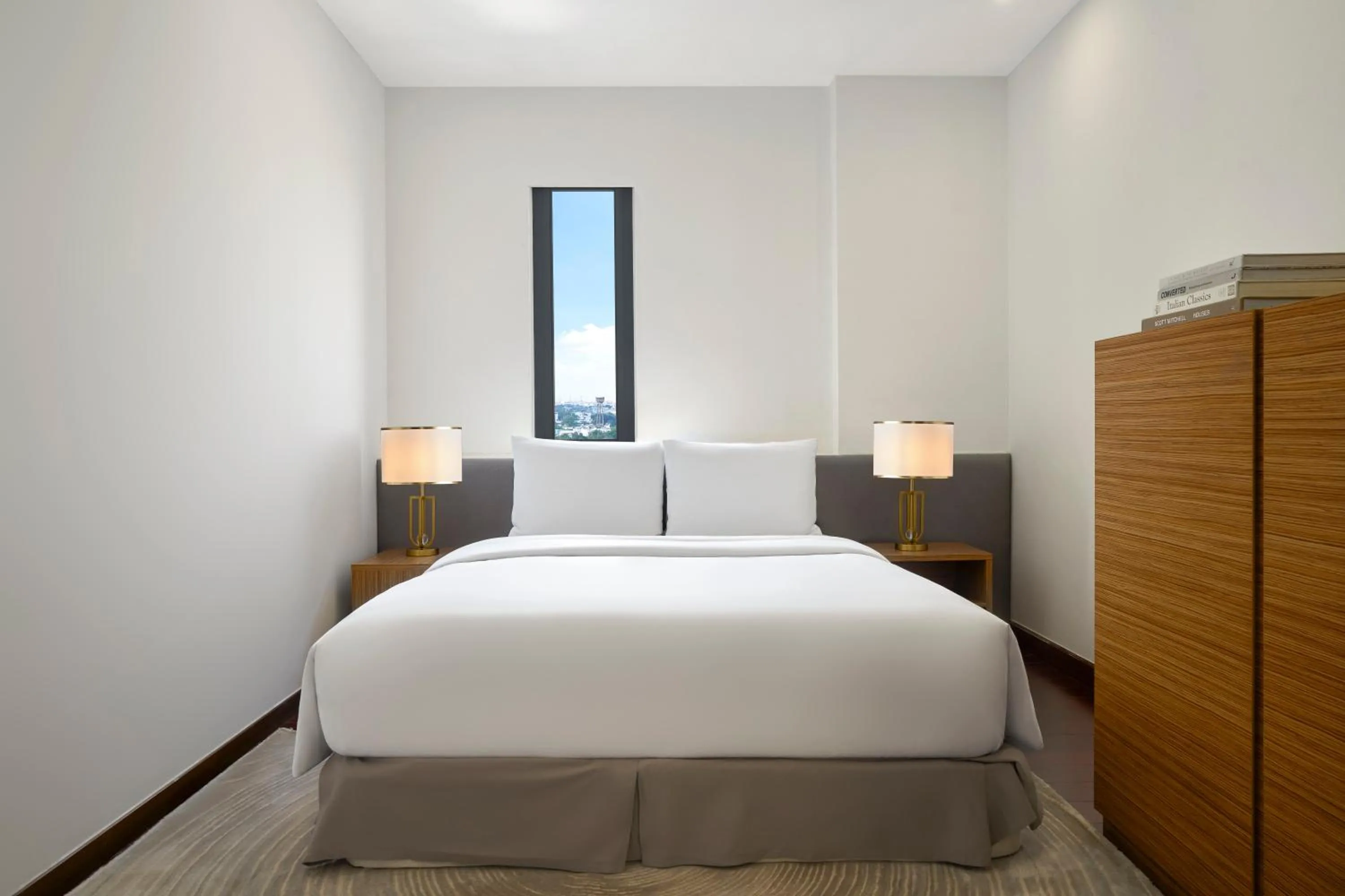 Bedroom, Bed in Oakwood Hotel & Apartments Saigon