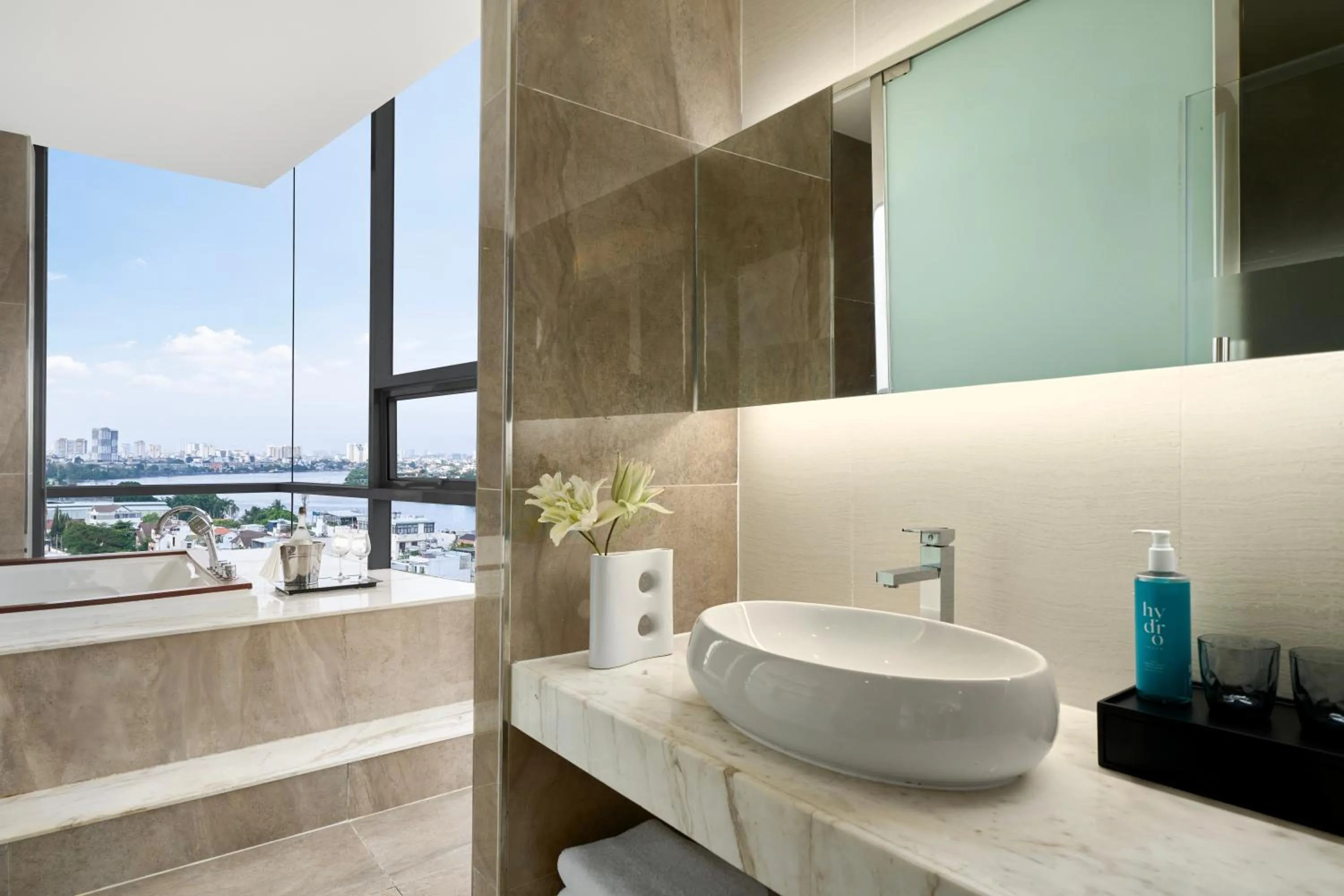 Bathroom in Oakwood Hotel & Apartments Saigon