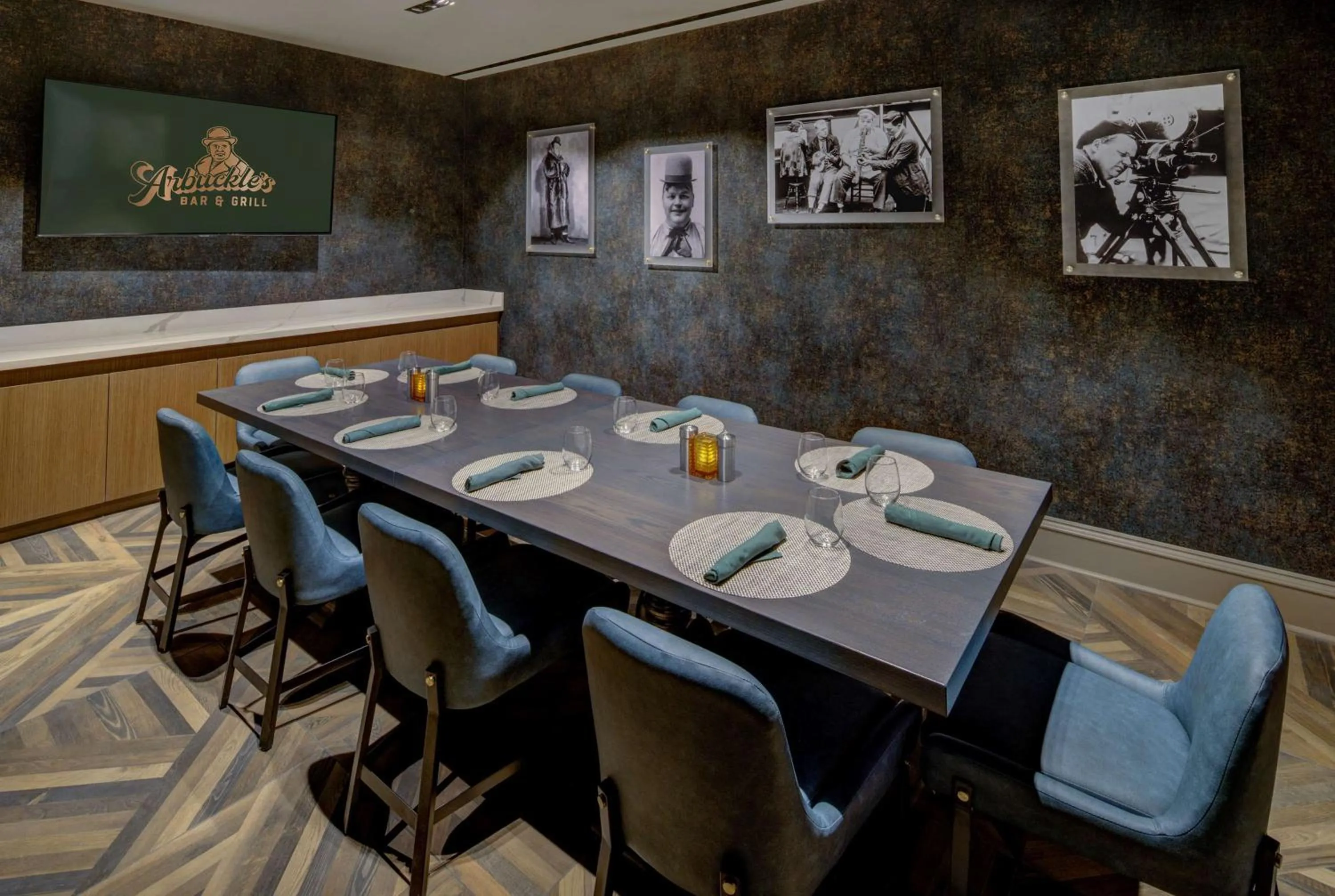 Restaurant/places to eat in Embassy Suites By Hilton Virginia Beach Oceanfront Resort