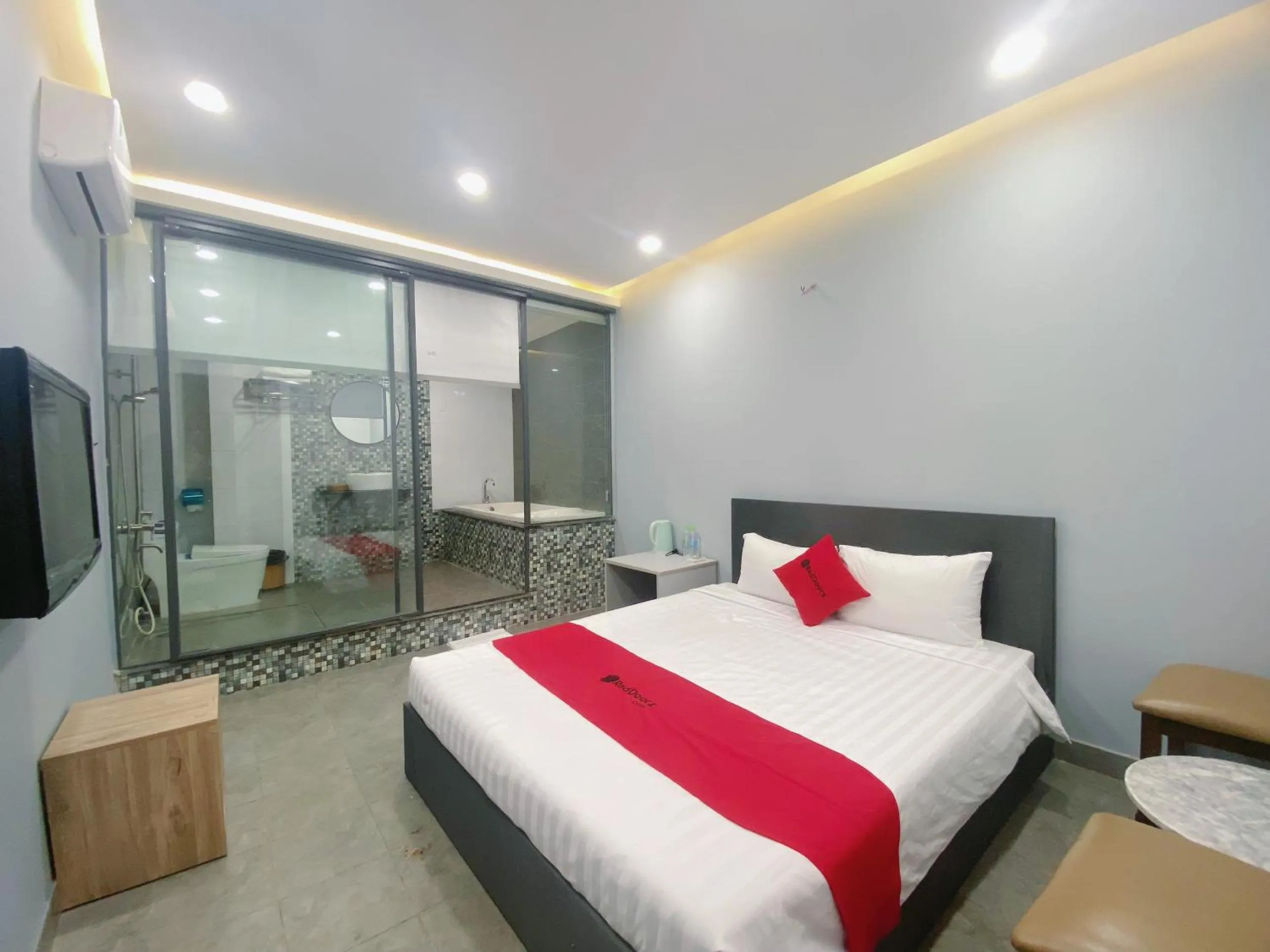 Bed in VND Vũng Tàu Hotel & Villa