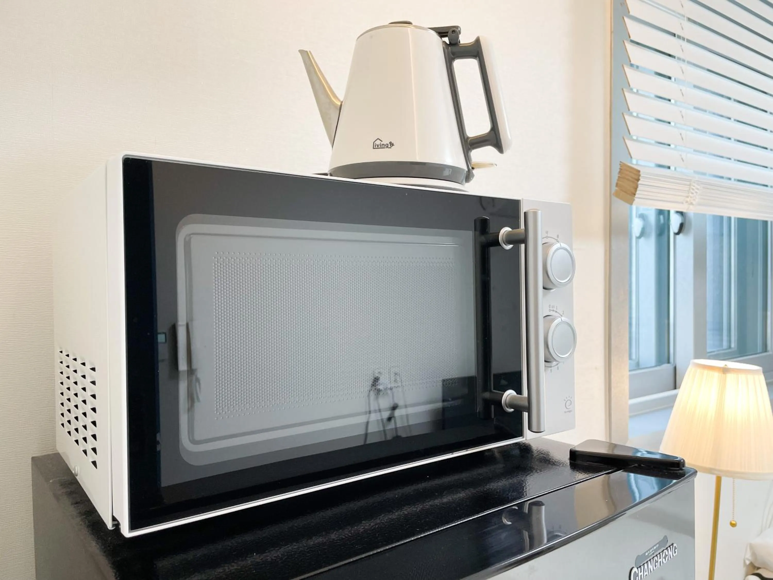 Coffee/tea facilities in W Premium Guesthouse Incheon airport