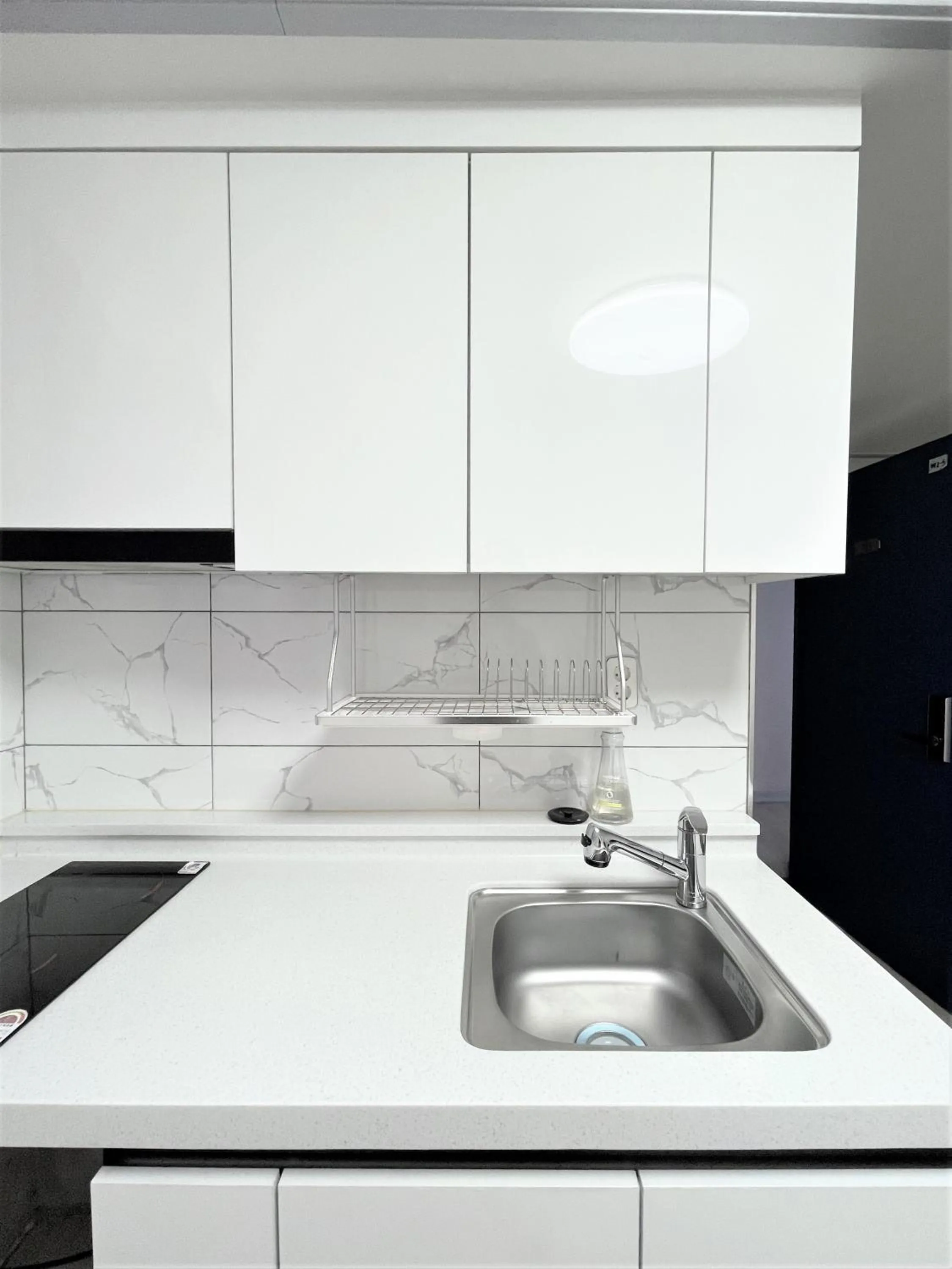 Kitchen or kitchenette in W Premium Guesthouse Incheon airport